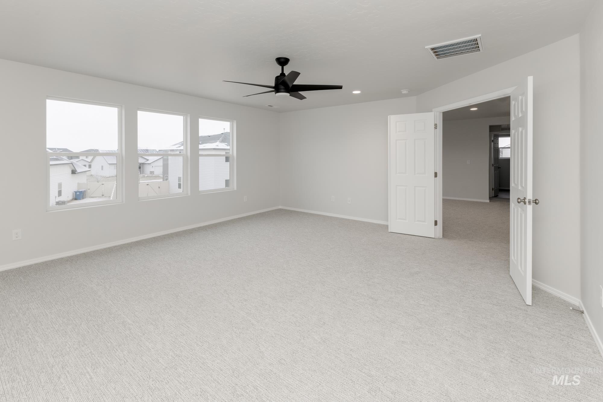 205 Golden Citrine Ave Property Photo 26