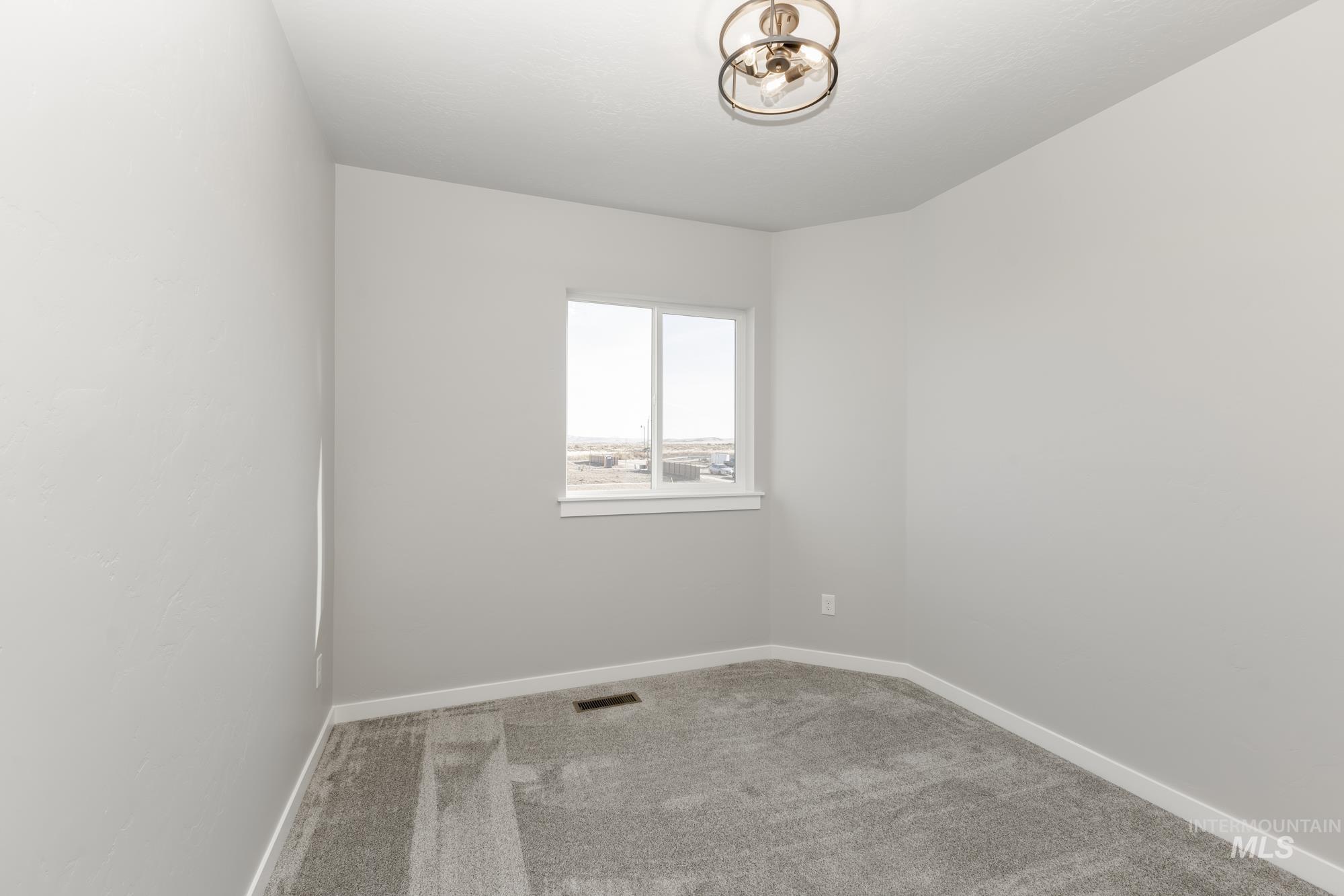 6958 S Cheyenne Ave Property Photo 10