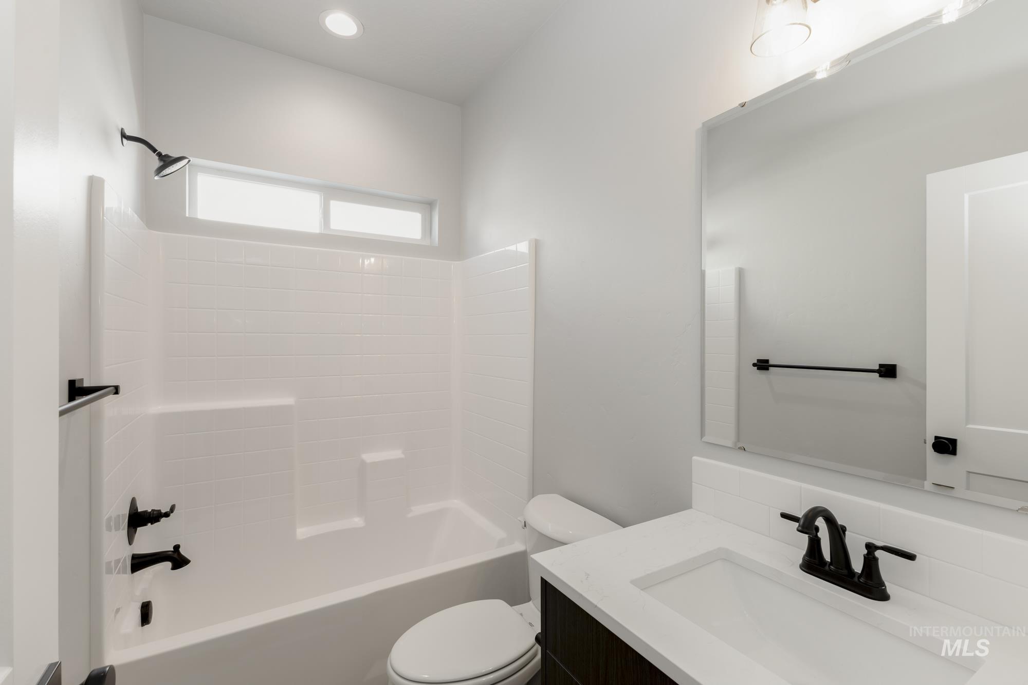 6958 S Cheyenne Ave Property Photo 13