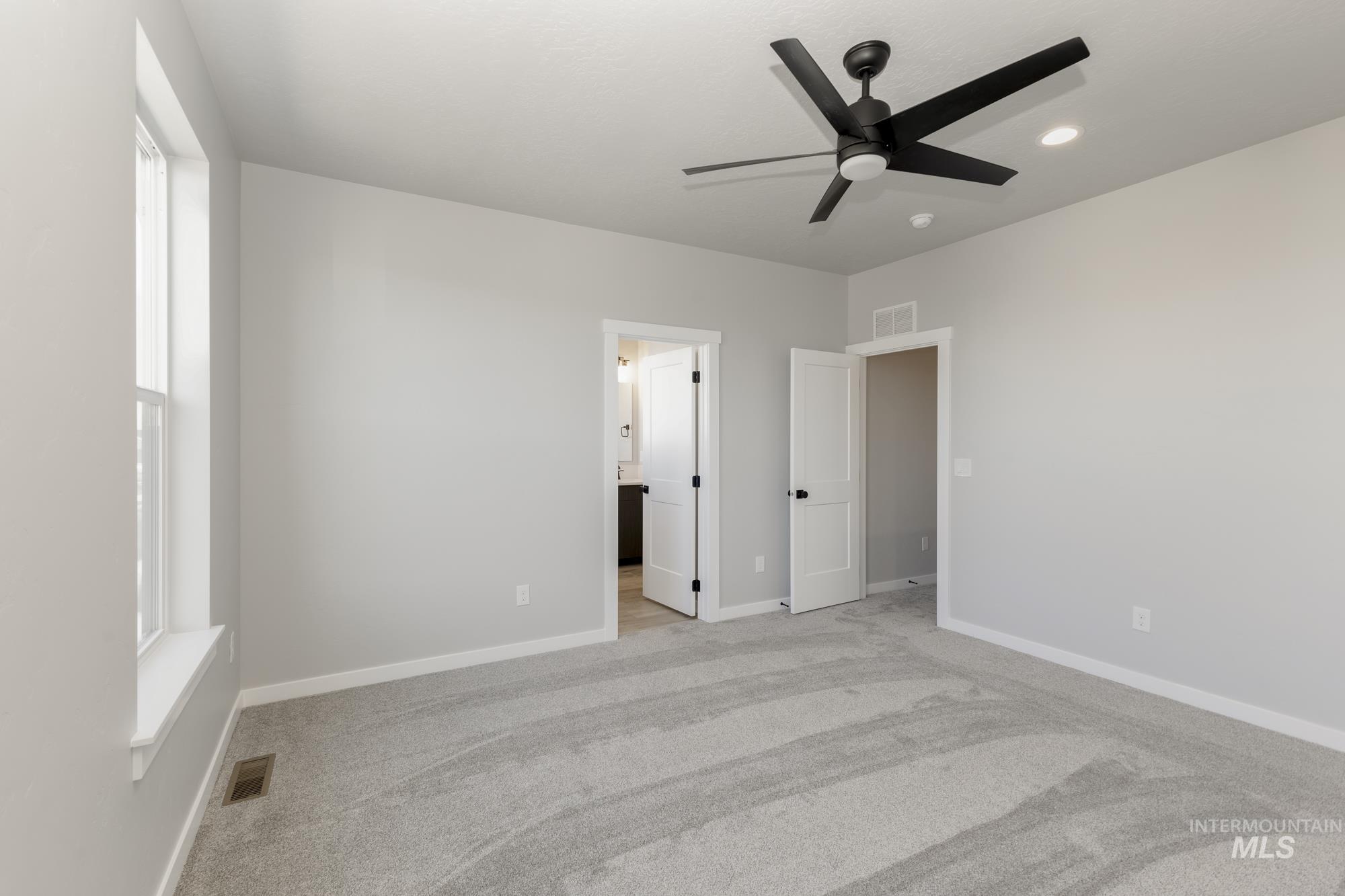 6958 S Cheyenne Ave Property Photo 15