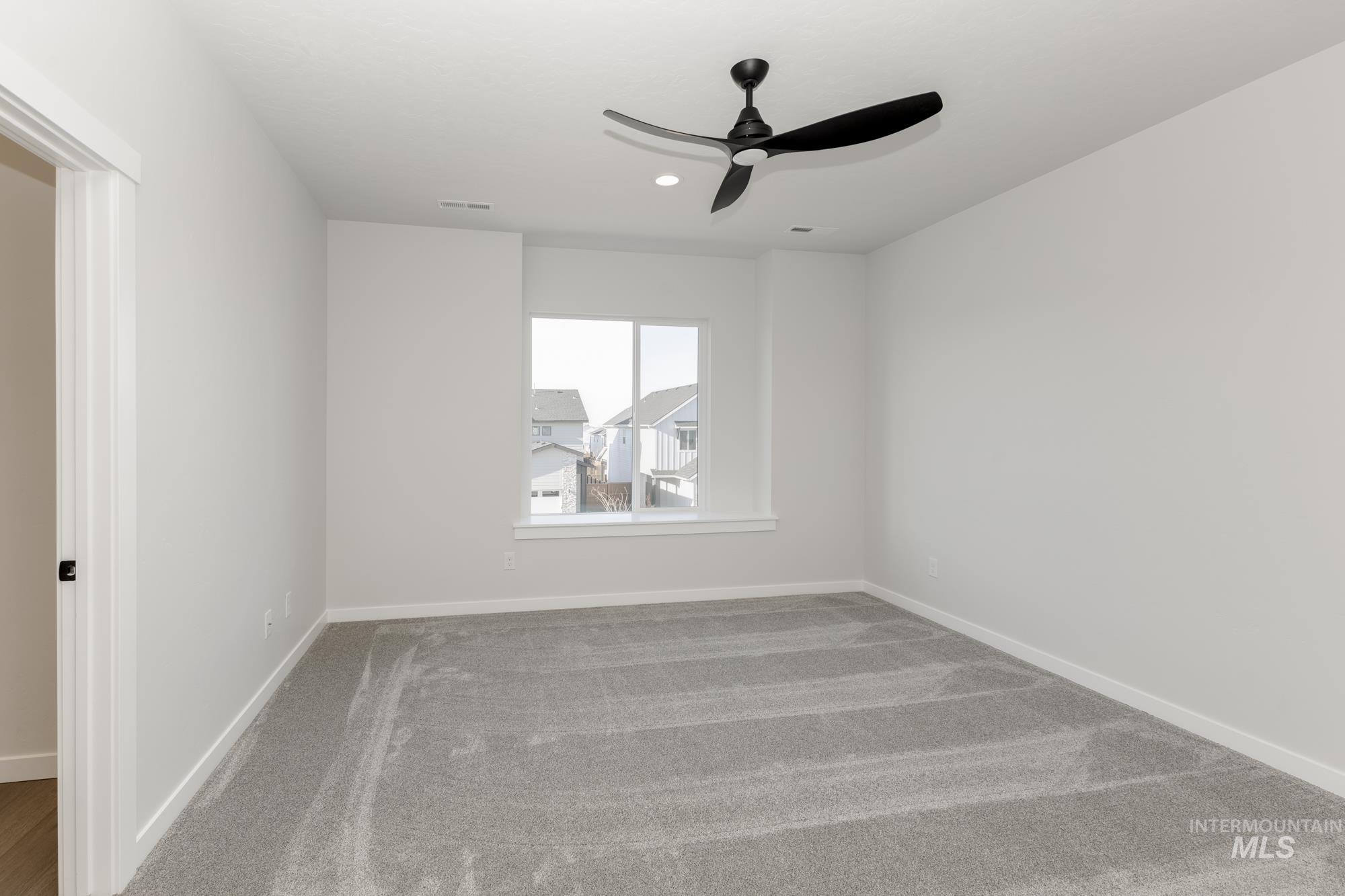 6962 S Cheyenne Ave Property Photo 15