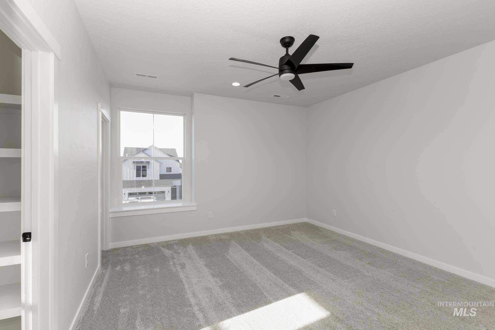 6966 S Cheyenne Ave Property Photo 15
