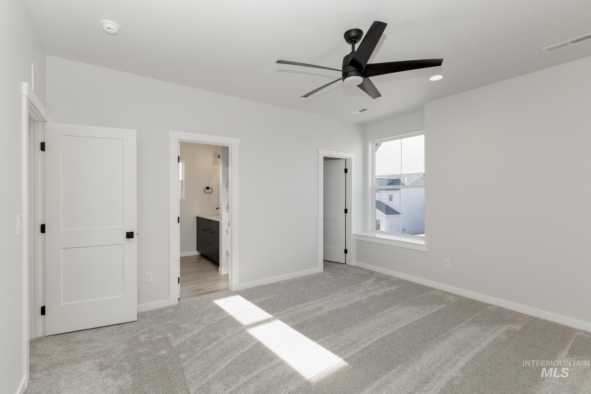 6966 S Cheyenne Ave Property Photo 16