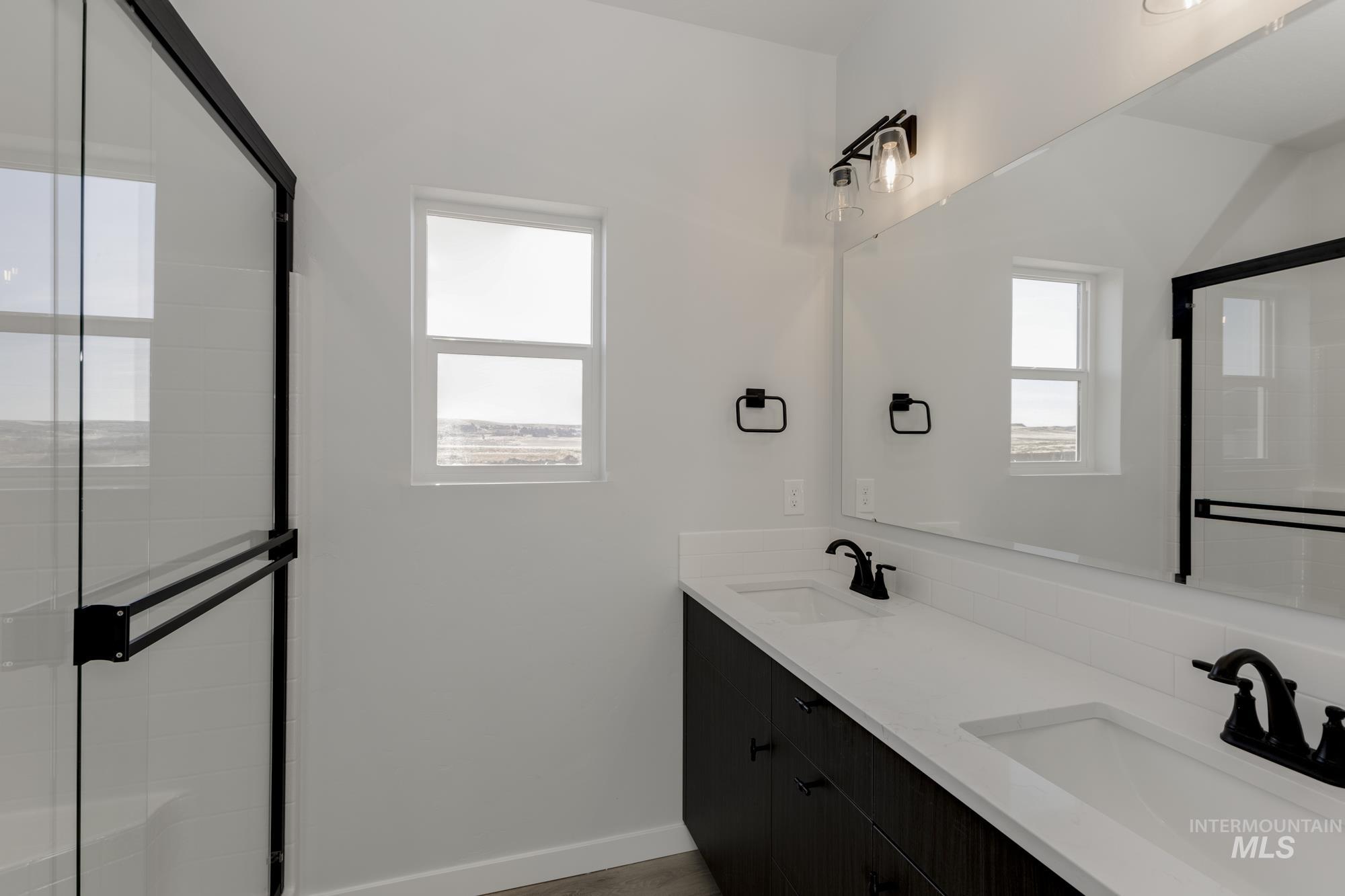 6966 S Cheyenne Ave Property Photo 17
