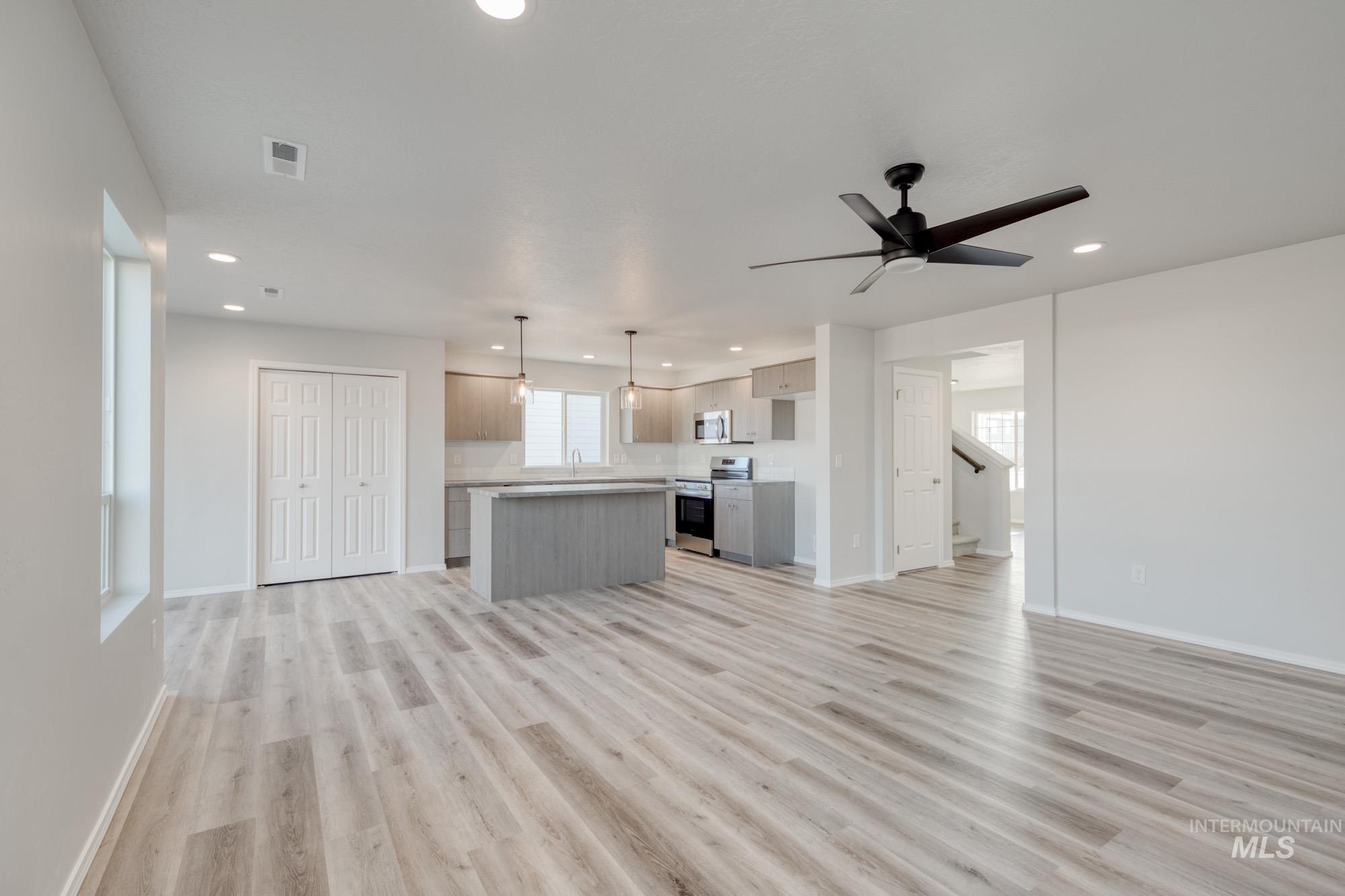 11195 W Windmill Way Property Photo 10