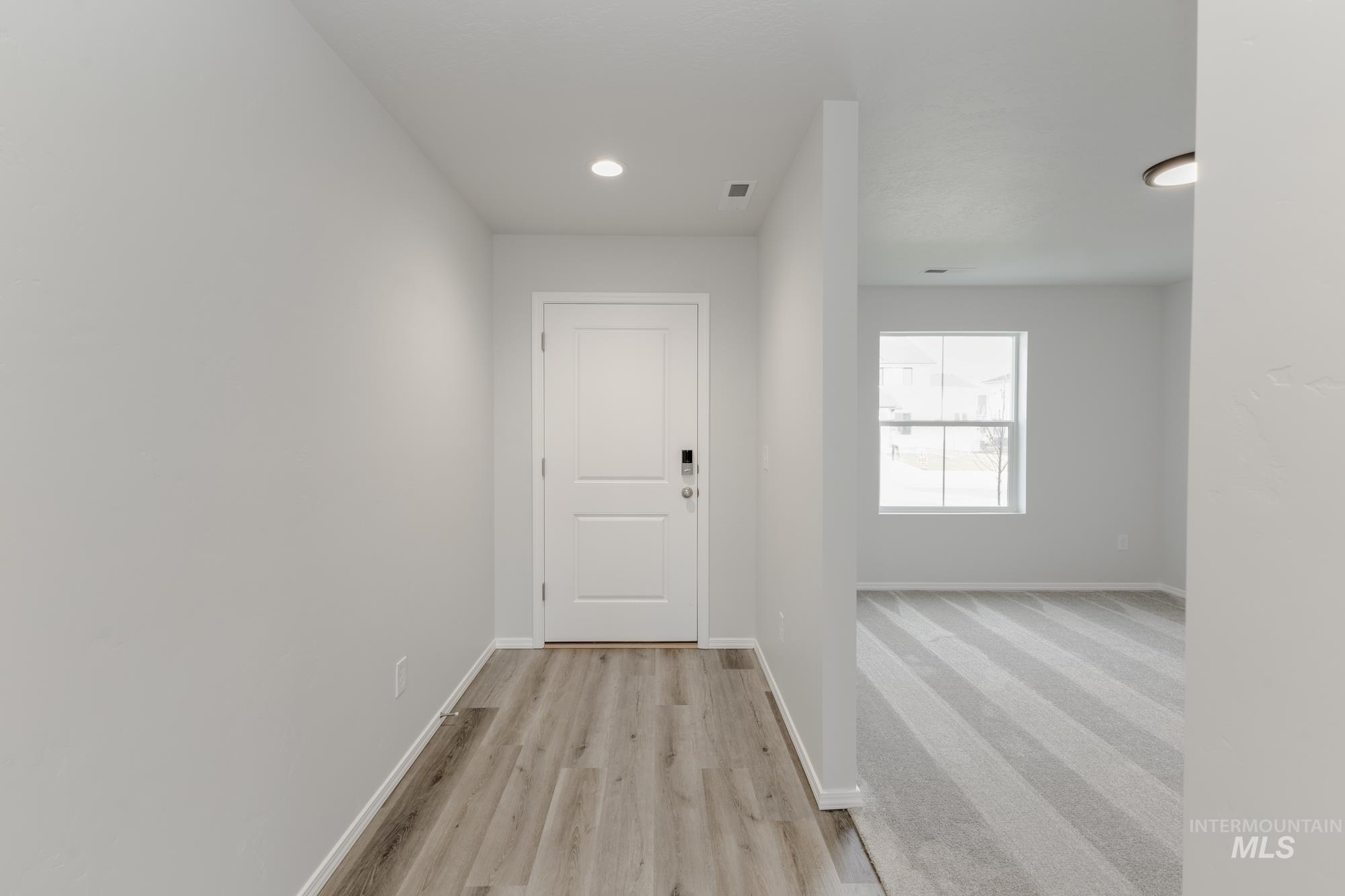 14847 N Fishing Creek Ave Property Photo 2