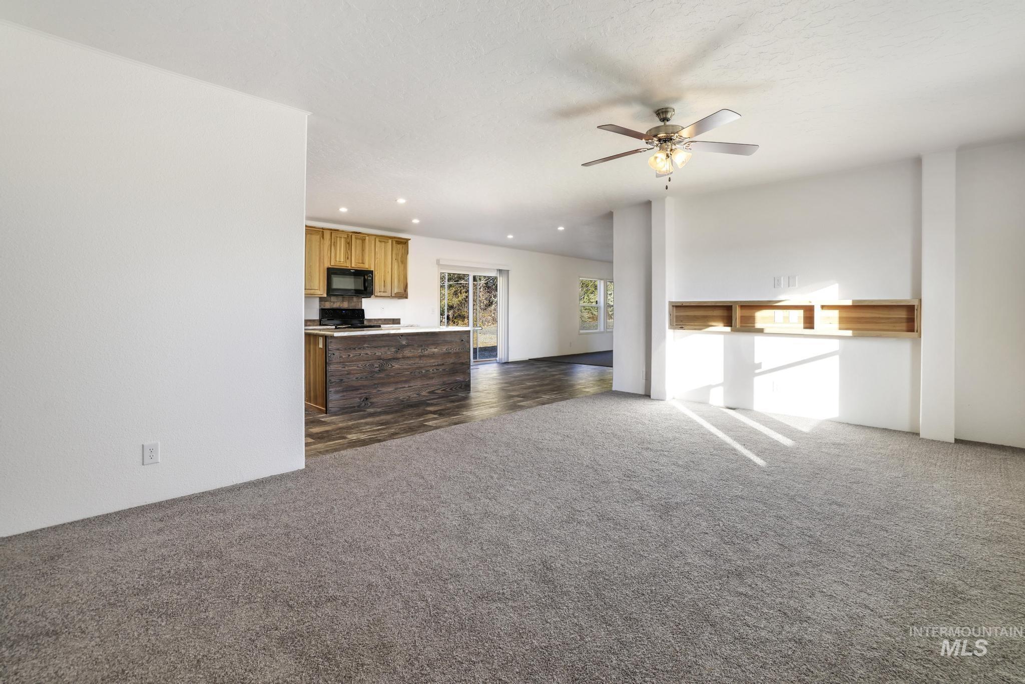 151 Sunset Dr N Property Photo 13