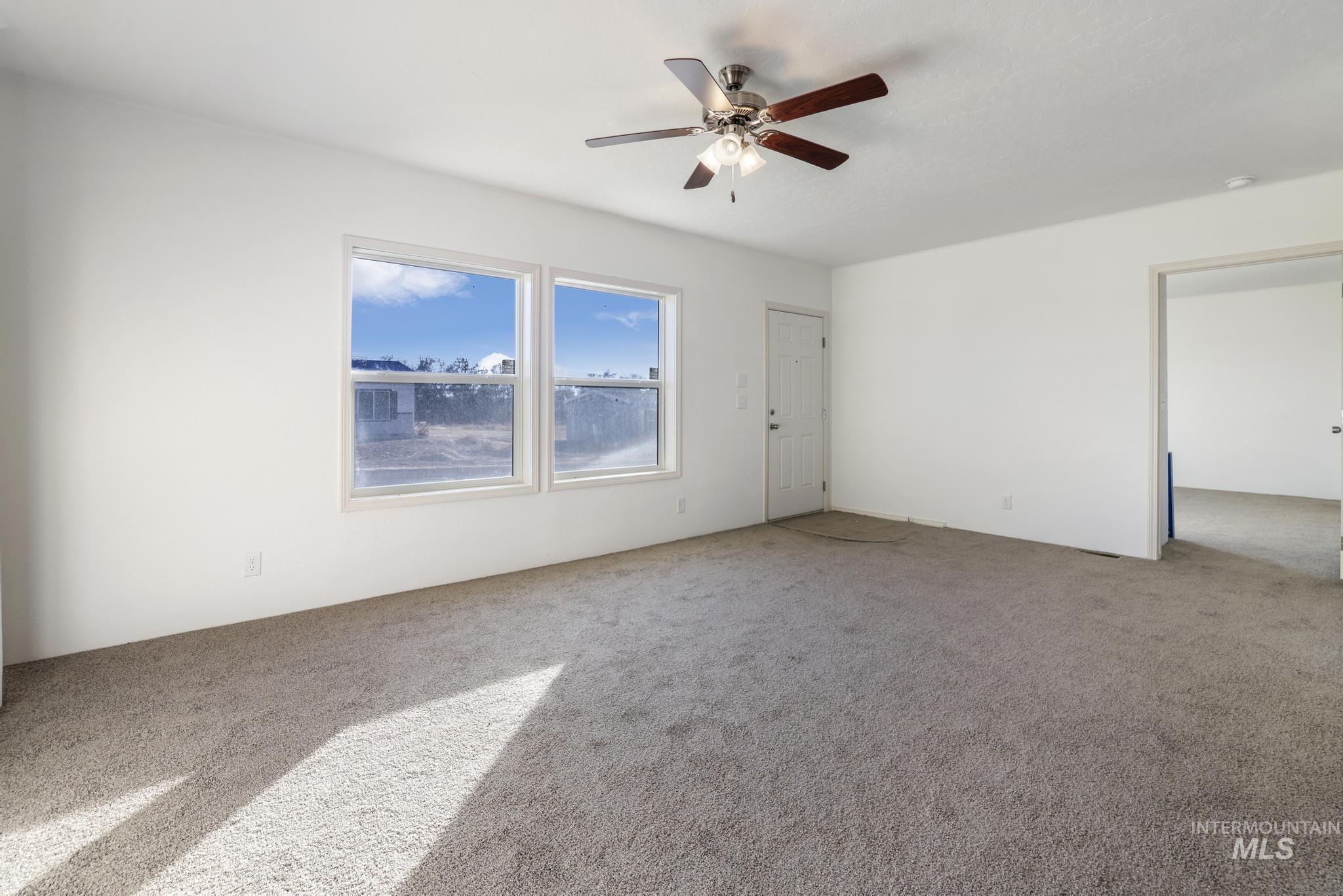 151 Sunset Dr N Property Photo 16