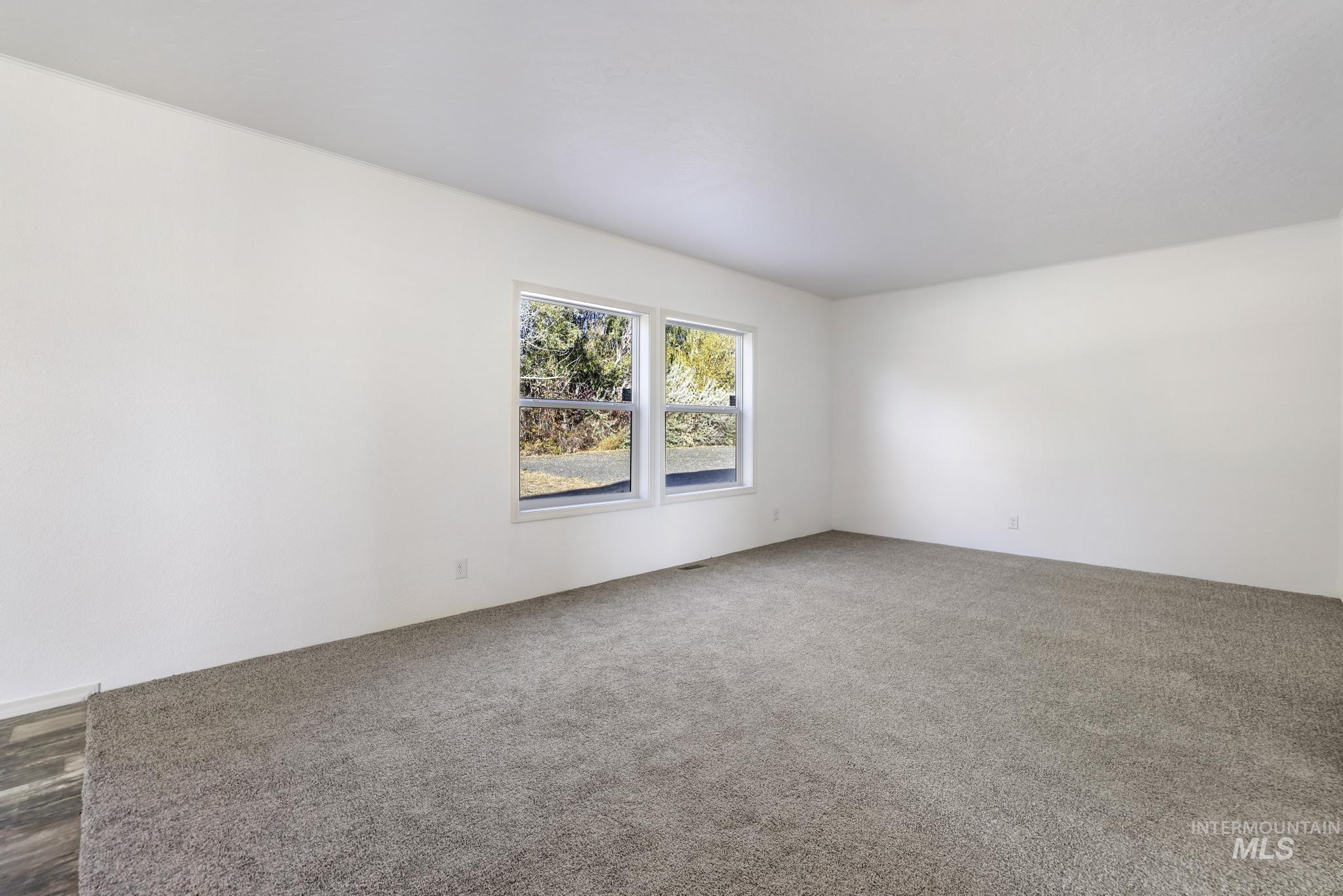 151 Sunset Dr N Property Photo 30