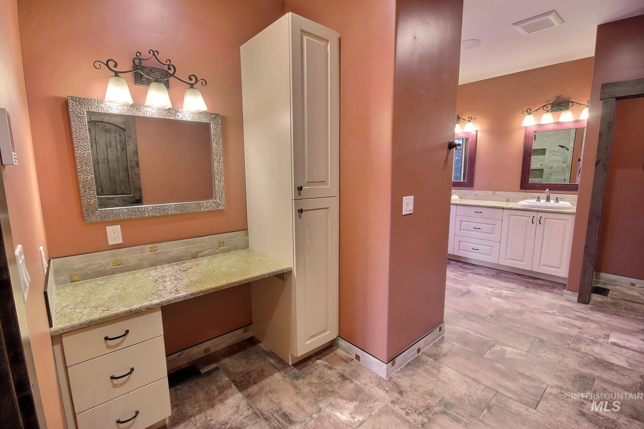 1286 Shore Drive Property Photo 13