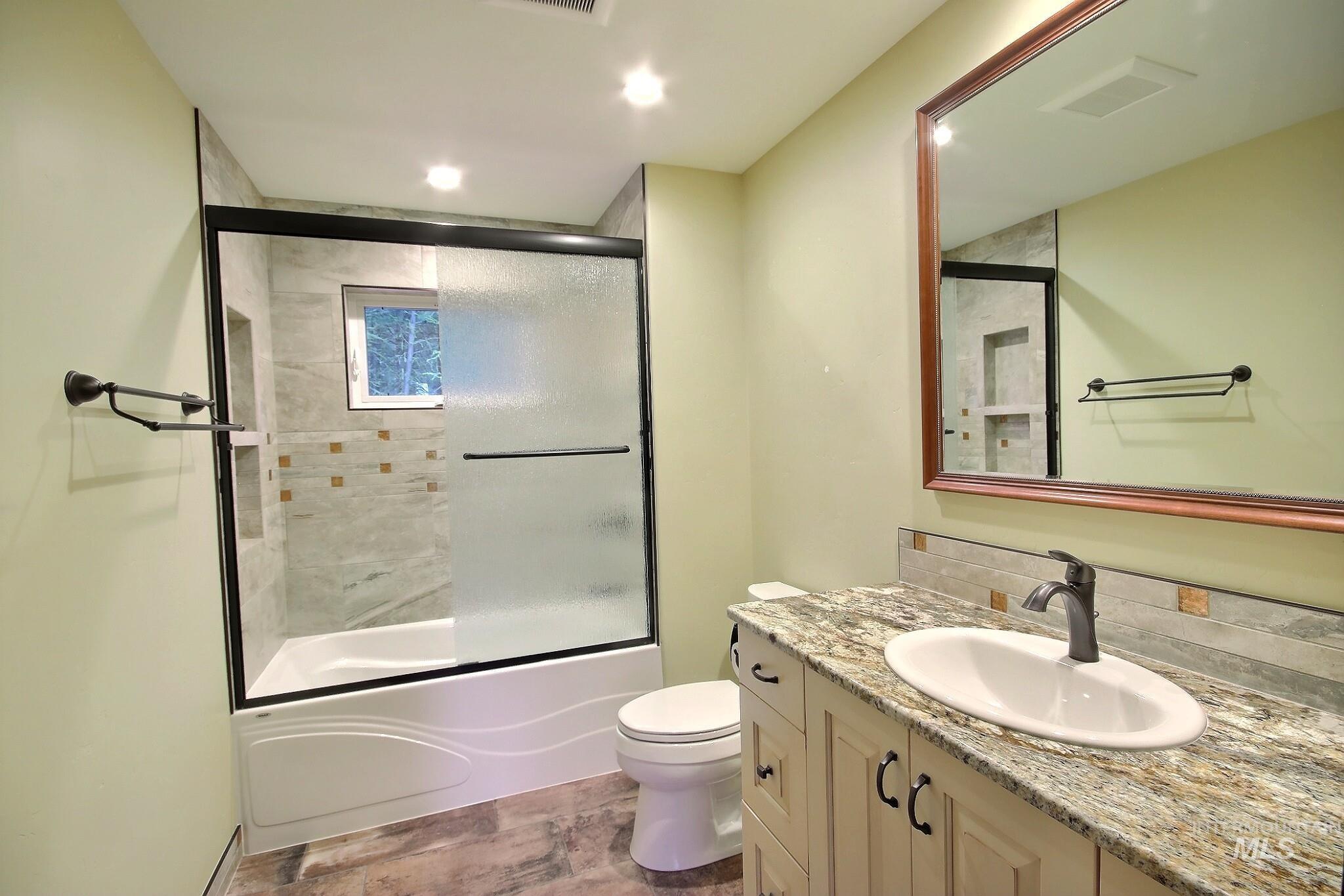 1286 Shore Drive Property Photo 21