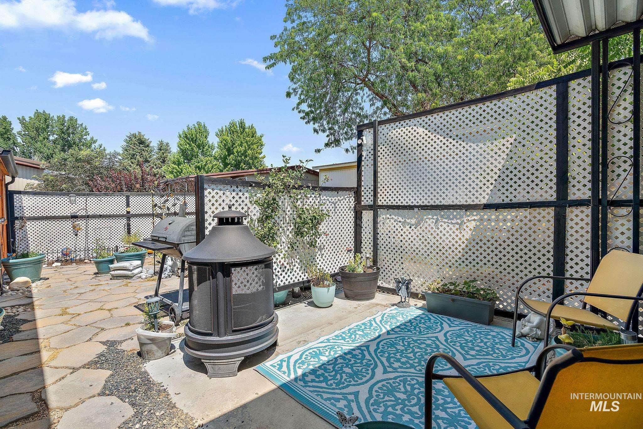 7098 Royal Glen Property Photo 18