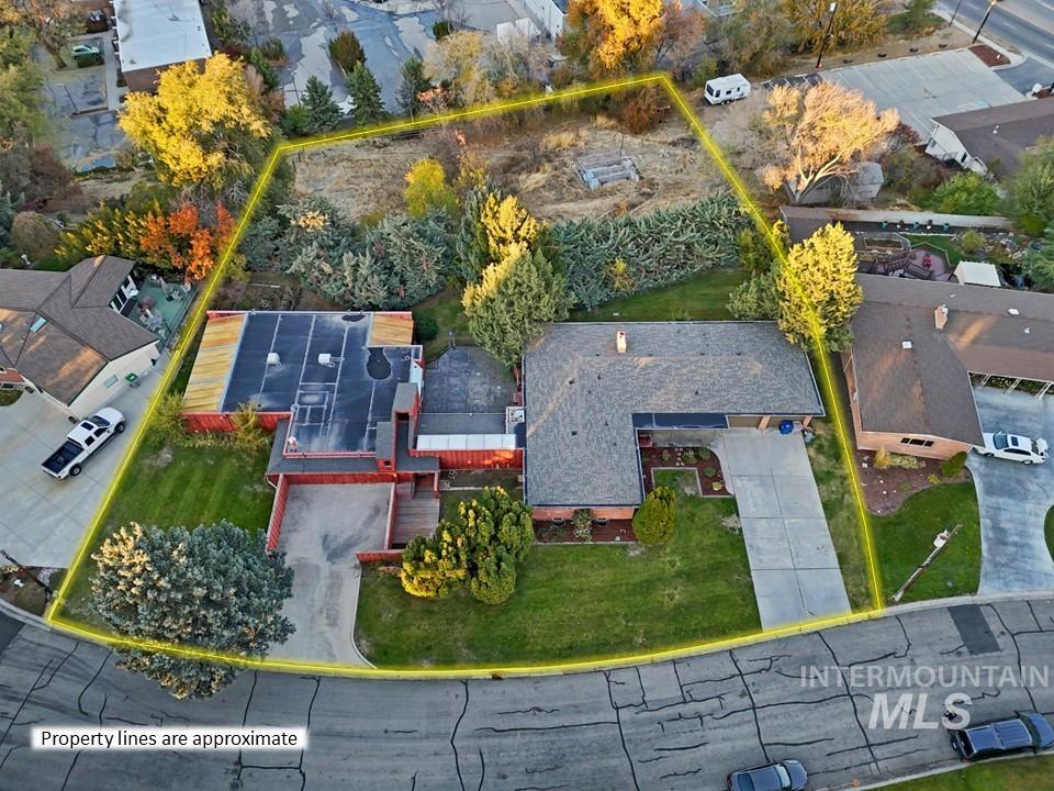 5100 W Bel Air St Property Photo 3