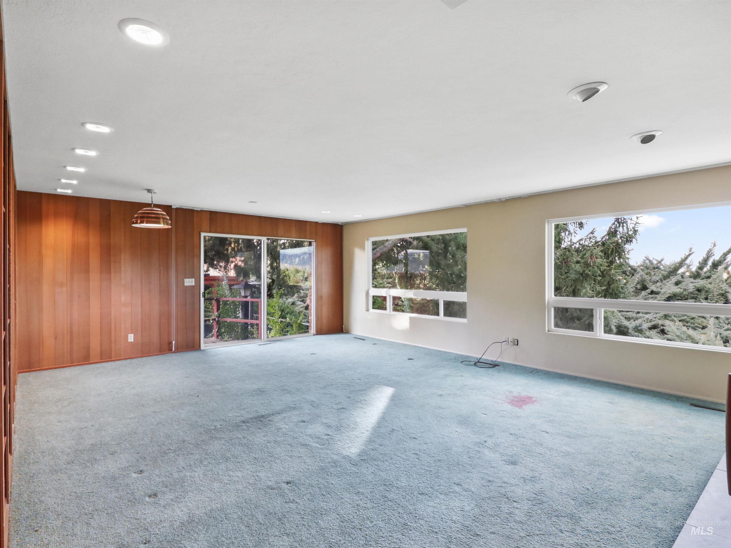 5100 W Bel Air St Property Photo 7