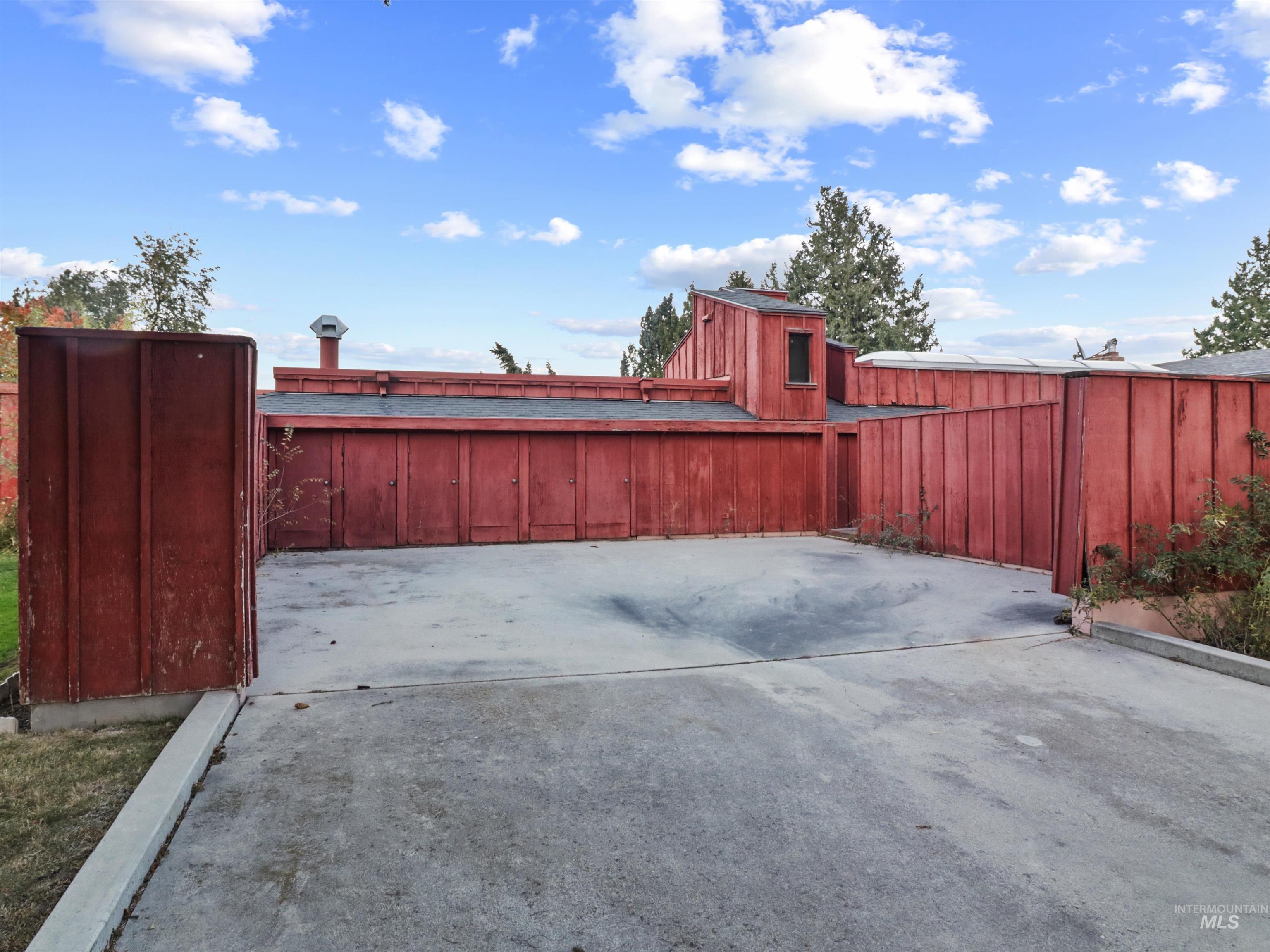 5100 W Bel Air St Property Photo 45