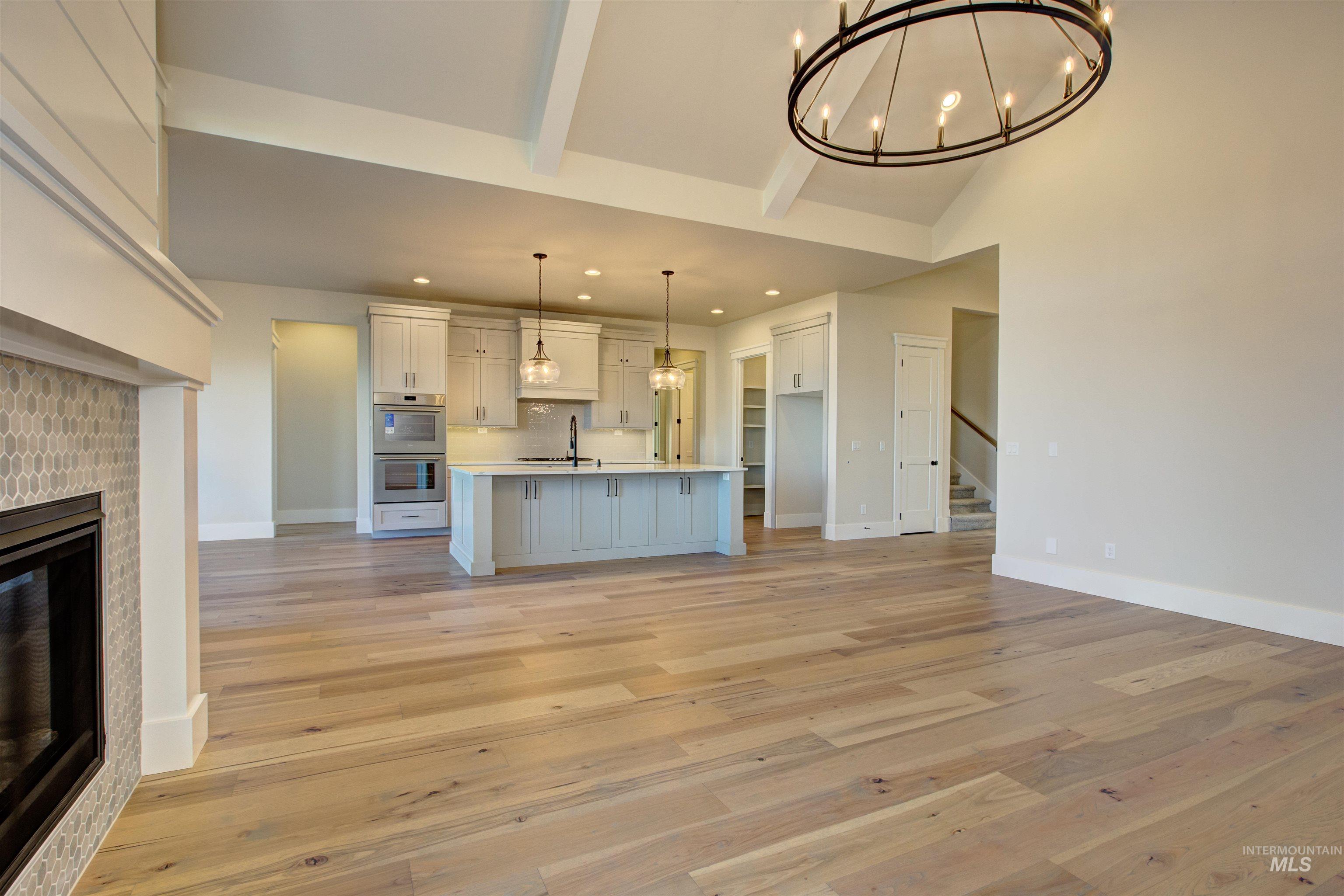 6620 S Mountaintop Way Property Photo 13