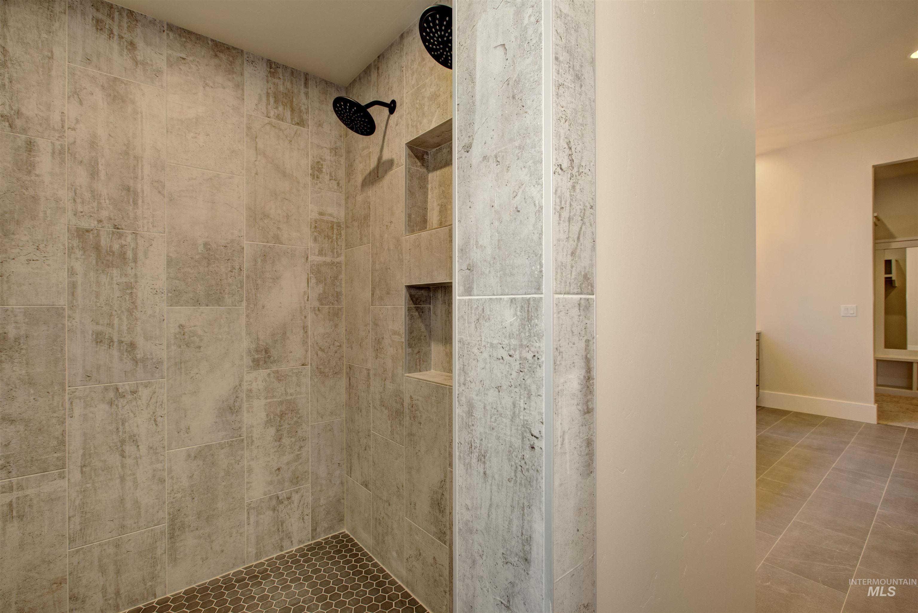 6620 S Mountaintop Way Property Photo 23