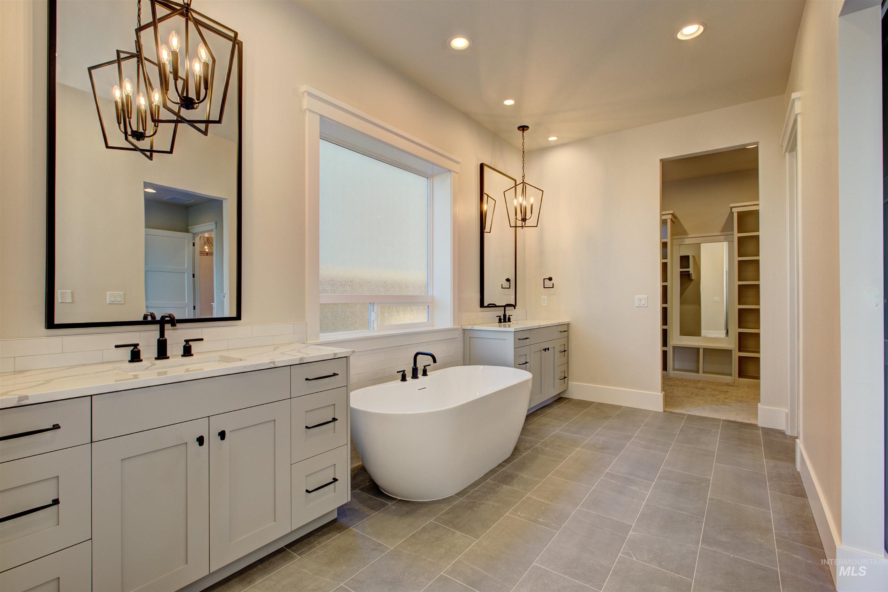 6620 S Mountaintop Way Property Photo 24