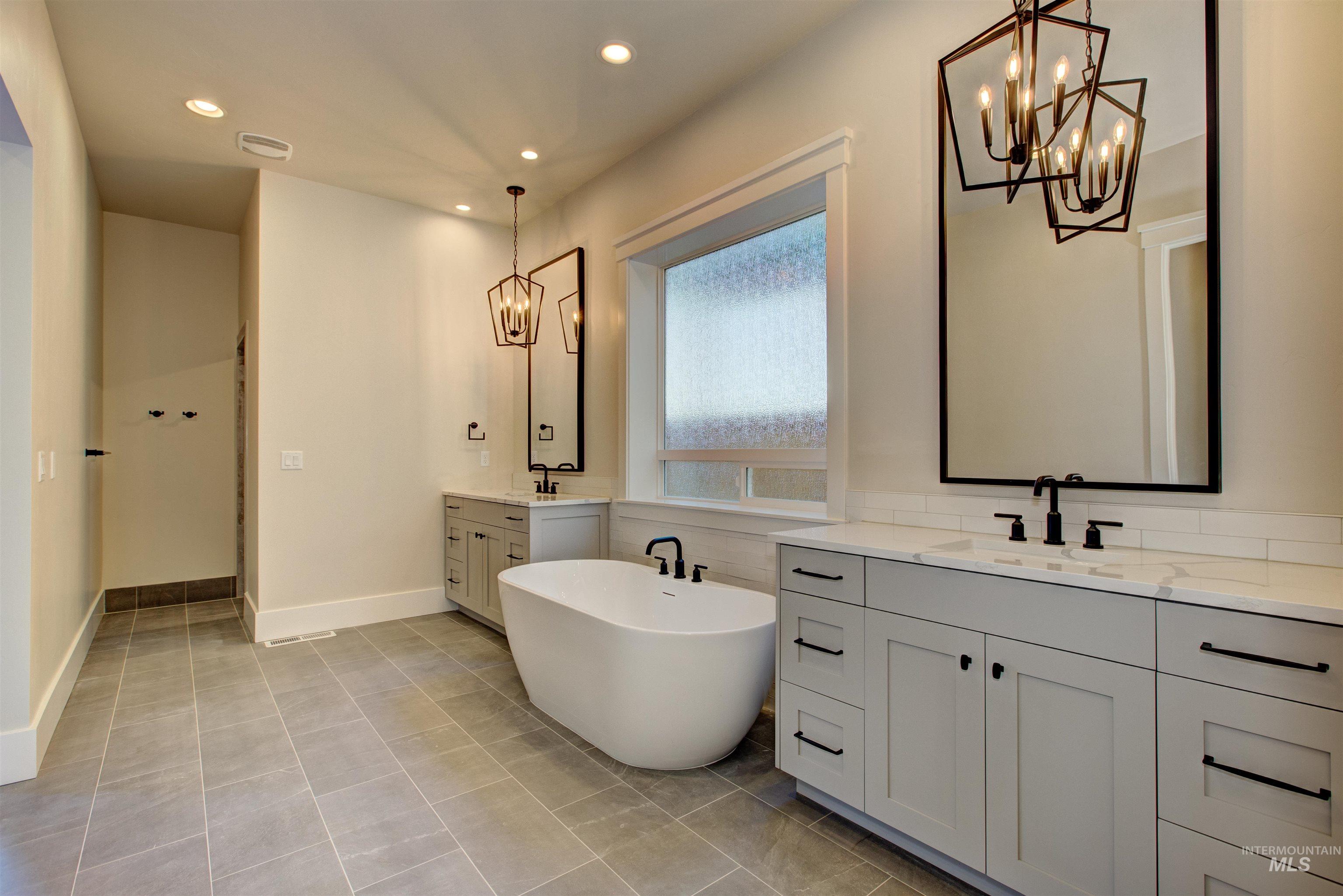 6620 S Mountaintop Way Property Photo 26
