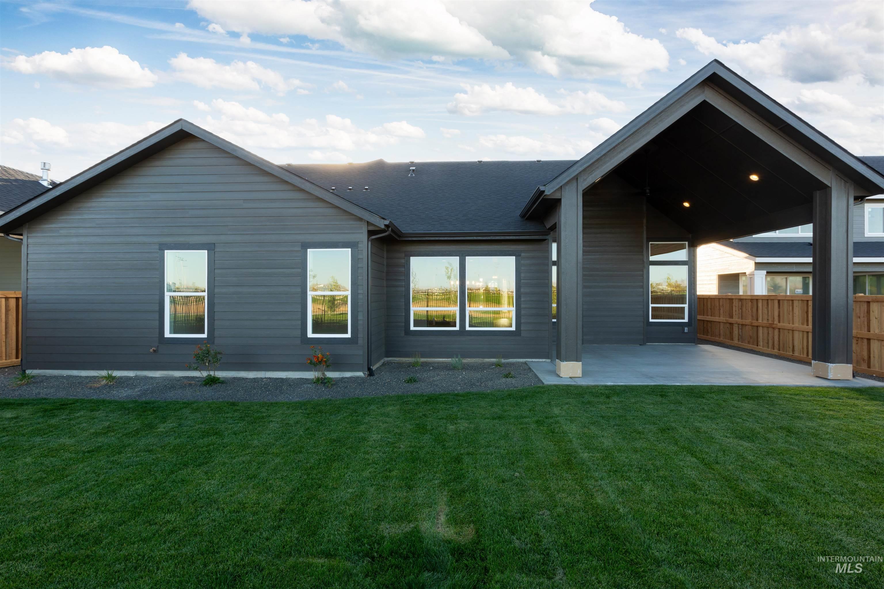 6620 S Mountaintop Way Property Photo 34