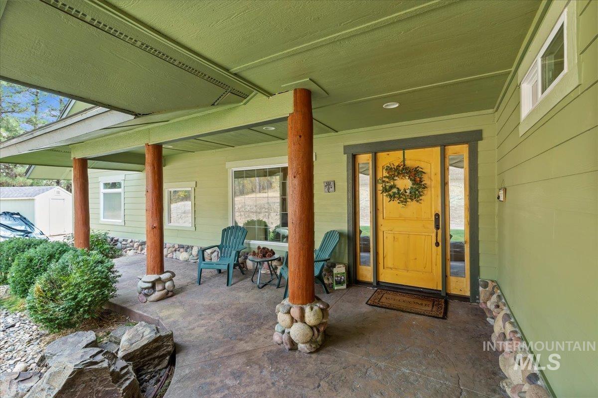 14 White Mesa Property Photo 2