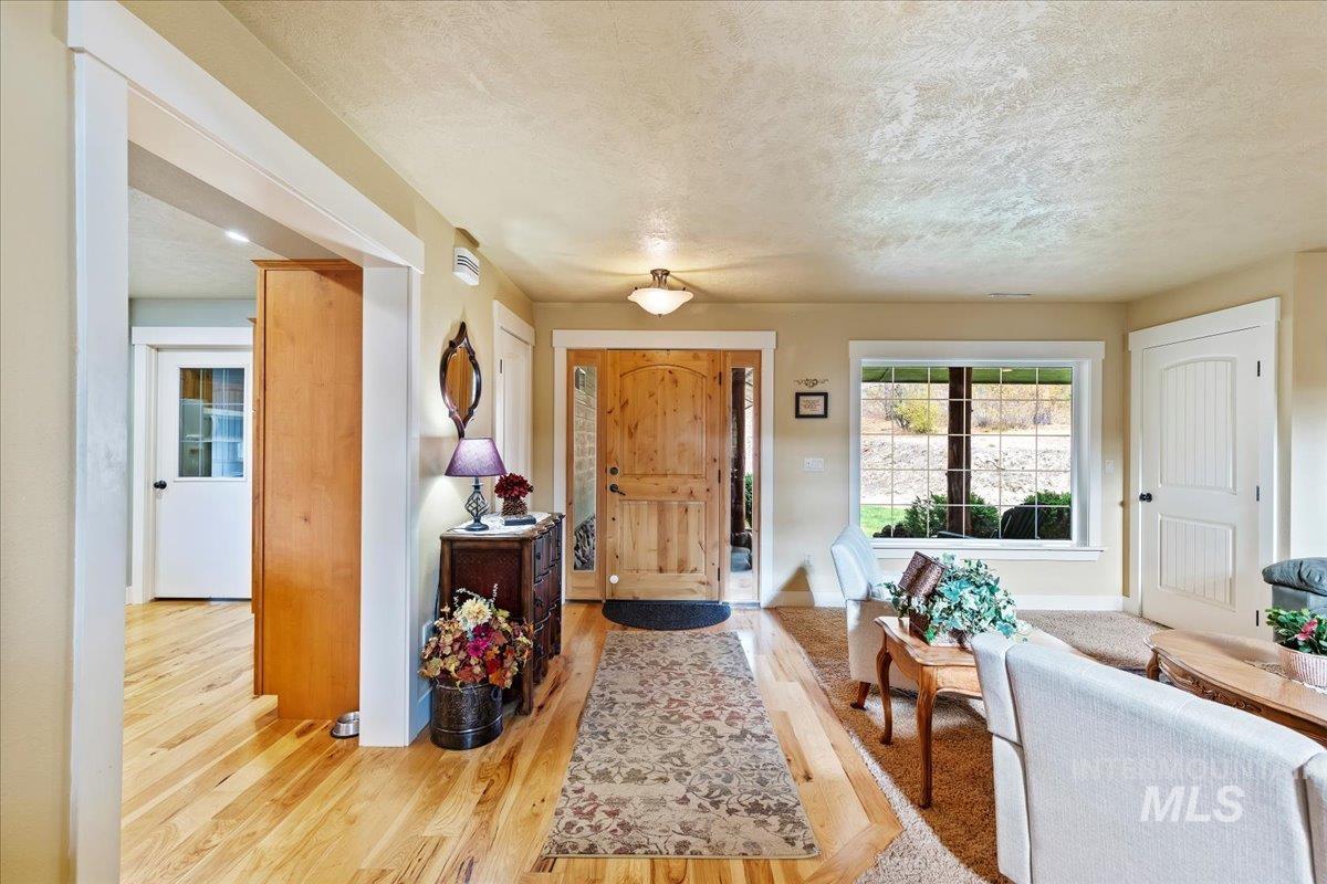 14 White Mesa Property Photo 3