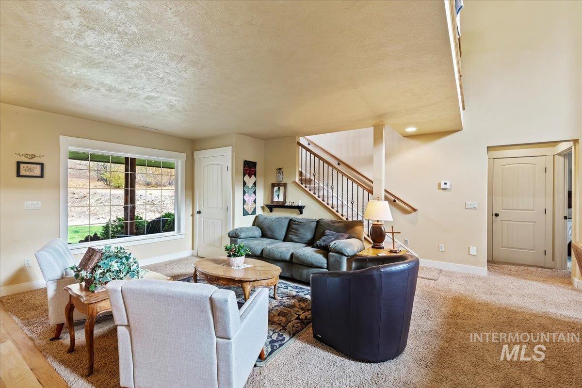 14 White Mesa Property Photo 4