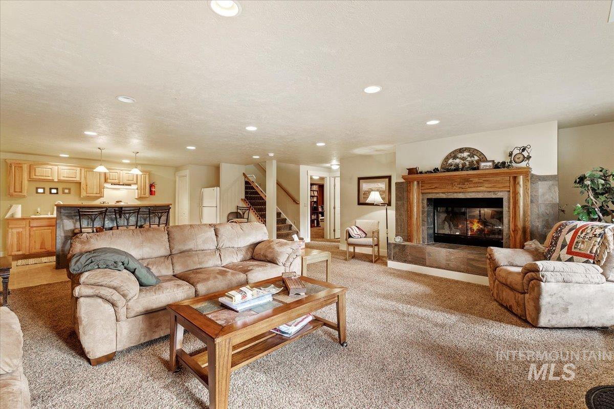 14 White Mesa Property Photo 8
