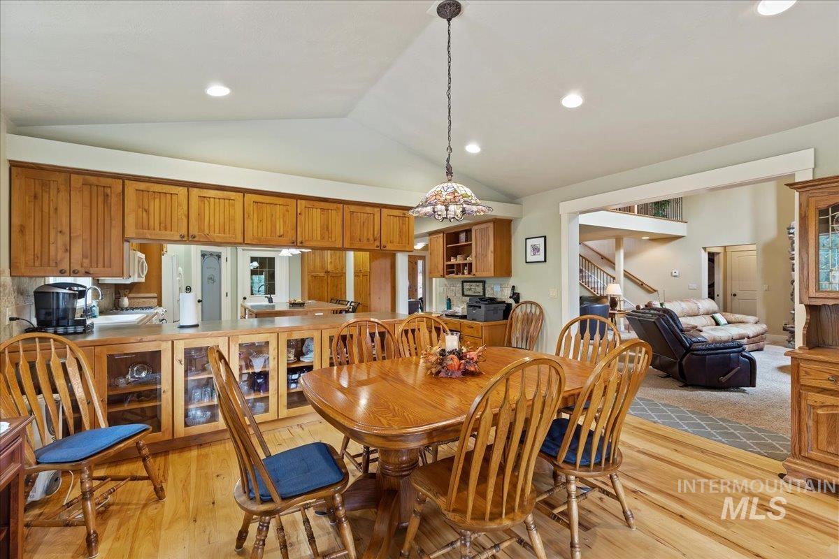 14 White Mesa Property Photo 12