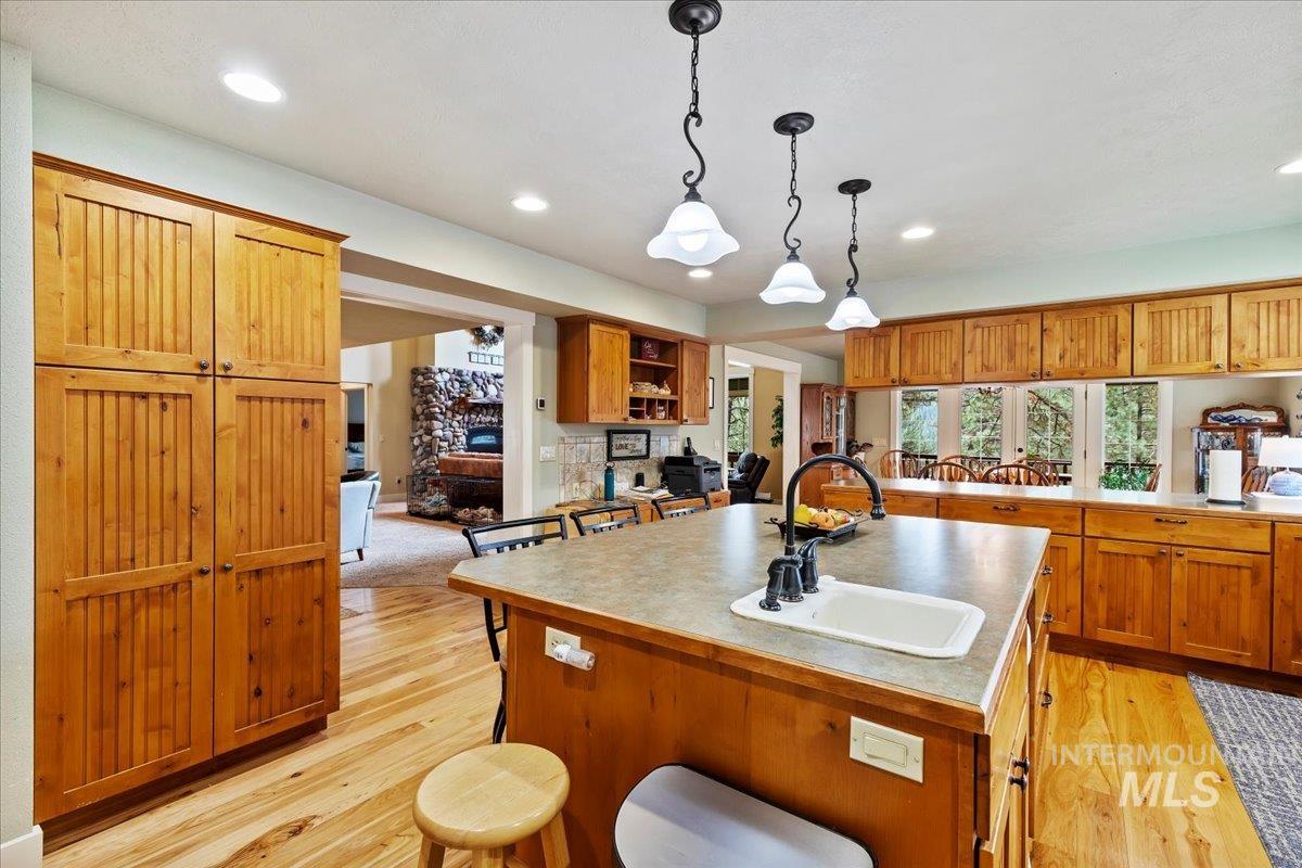 14 White Mesa Property Photo 16