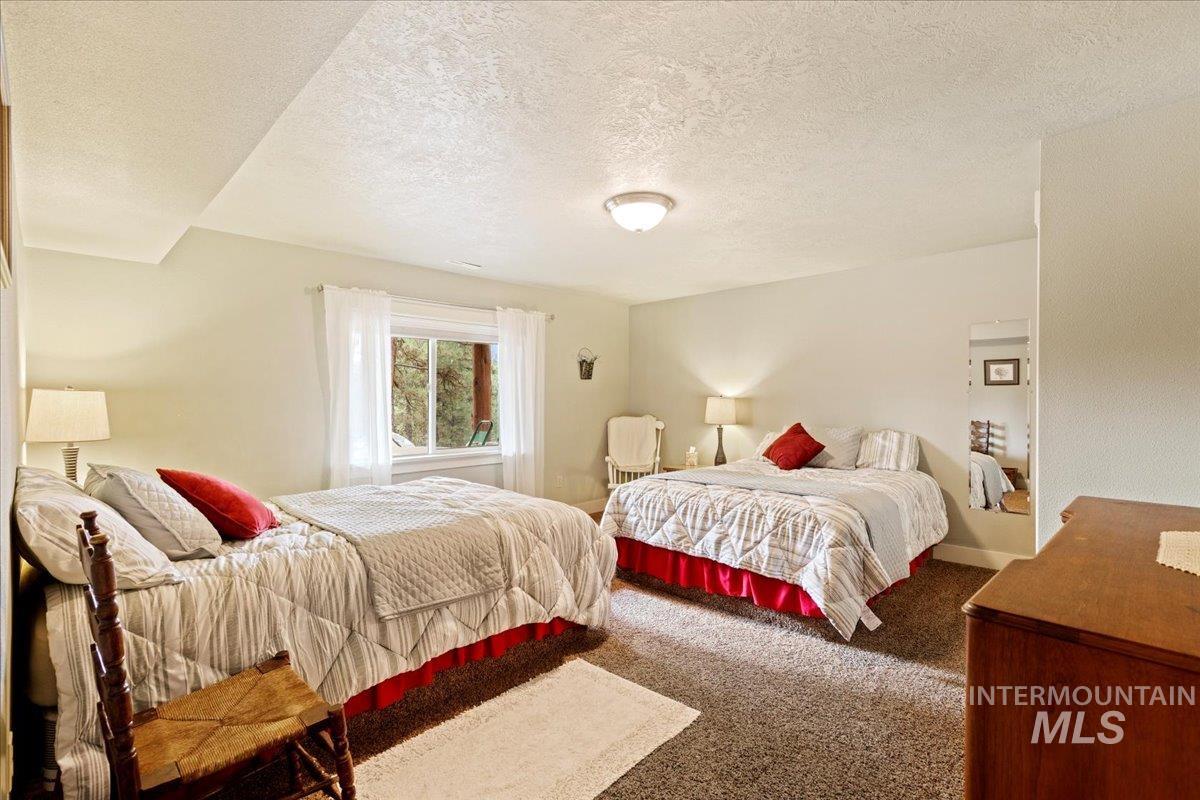 14 White Mesa Property Photo 23