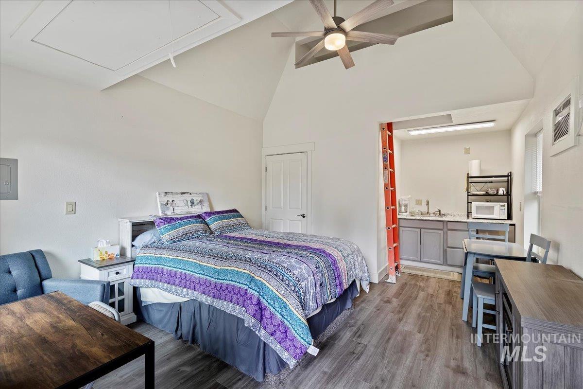14 White Mesa Property Photo 25