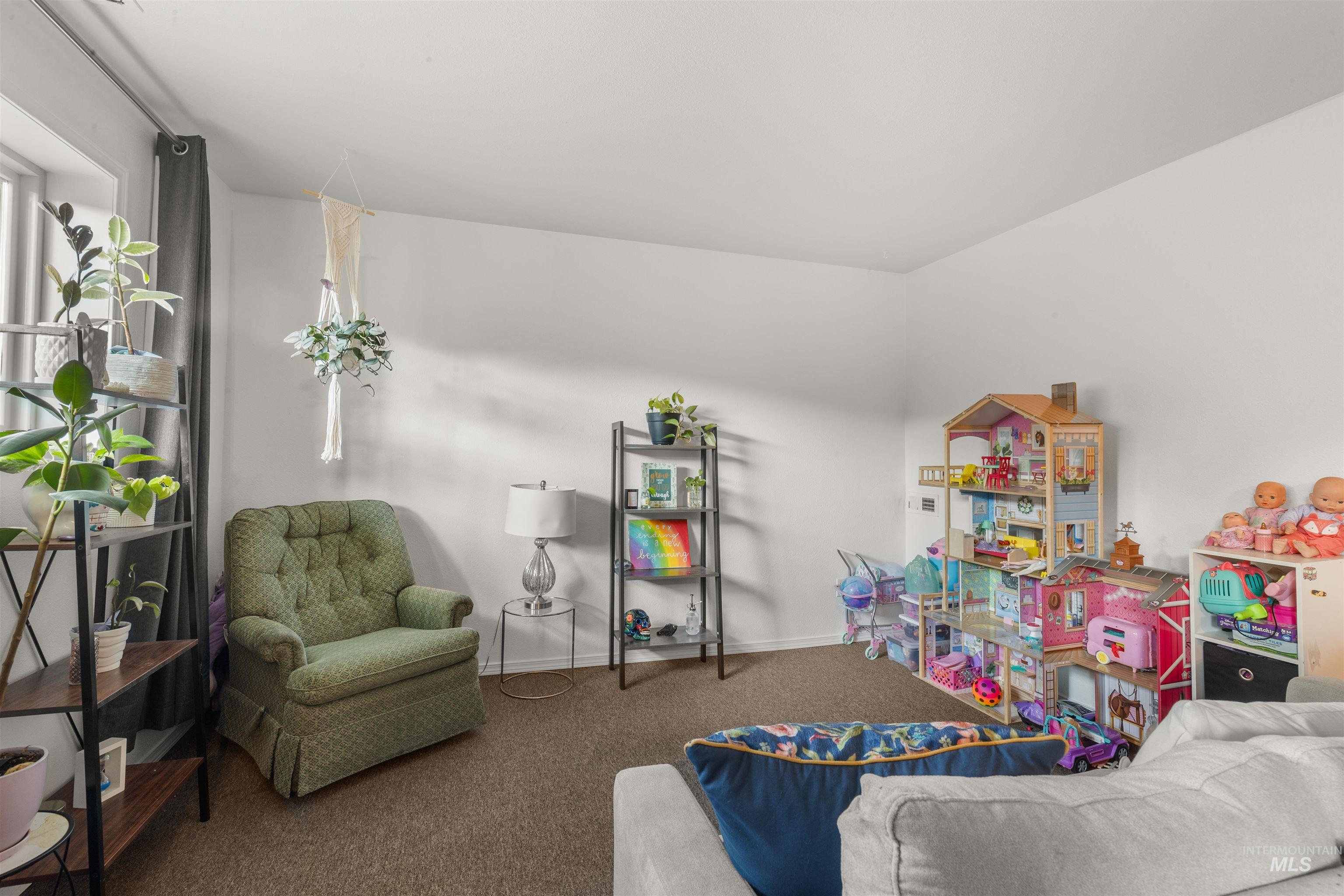 1380 Elm Street Property Photo 6