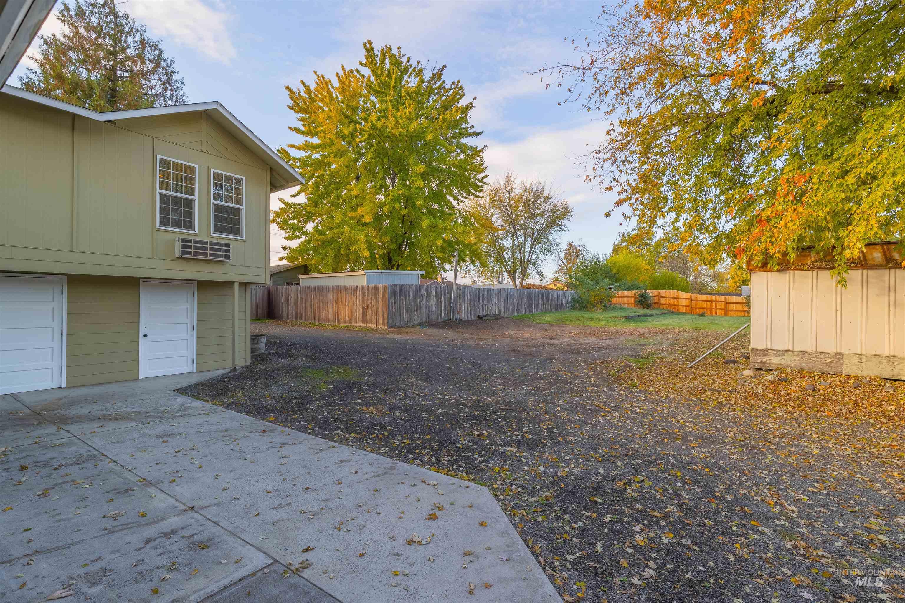 1380 Elm Street Property Photo 34