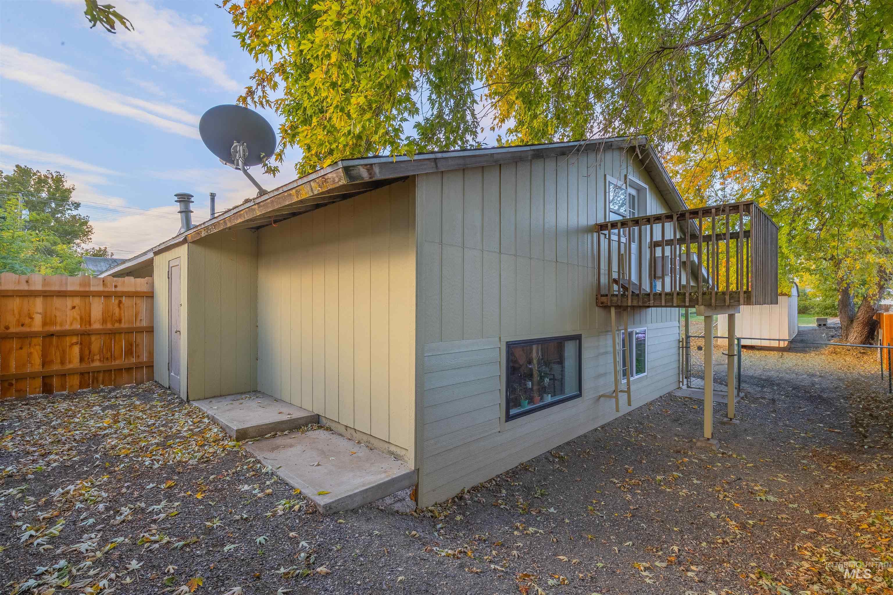 1380 Elm Street Property Photo 36
