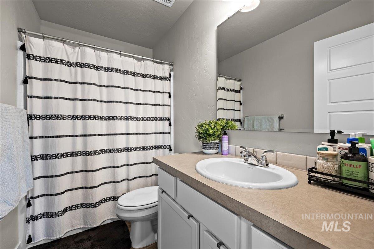 960 Nautilus Way Property Photo 7