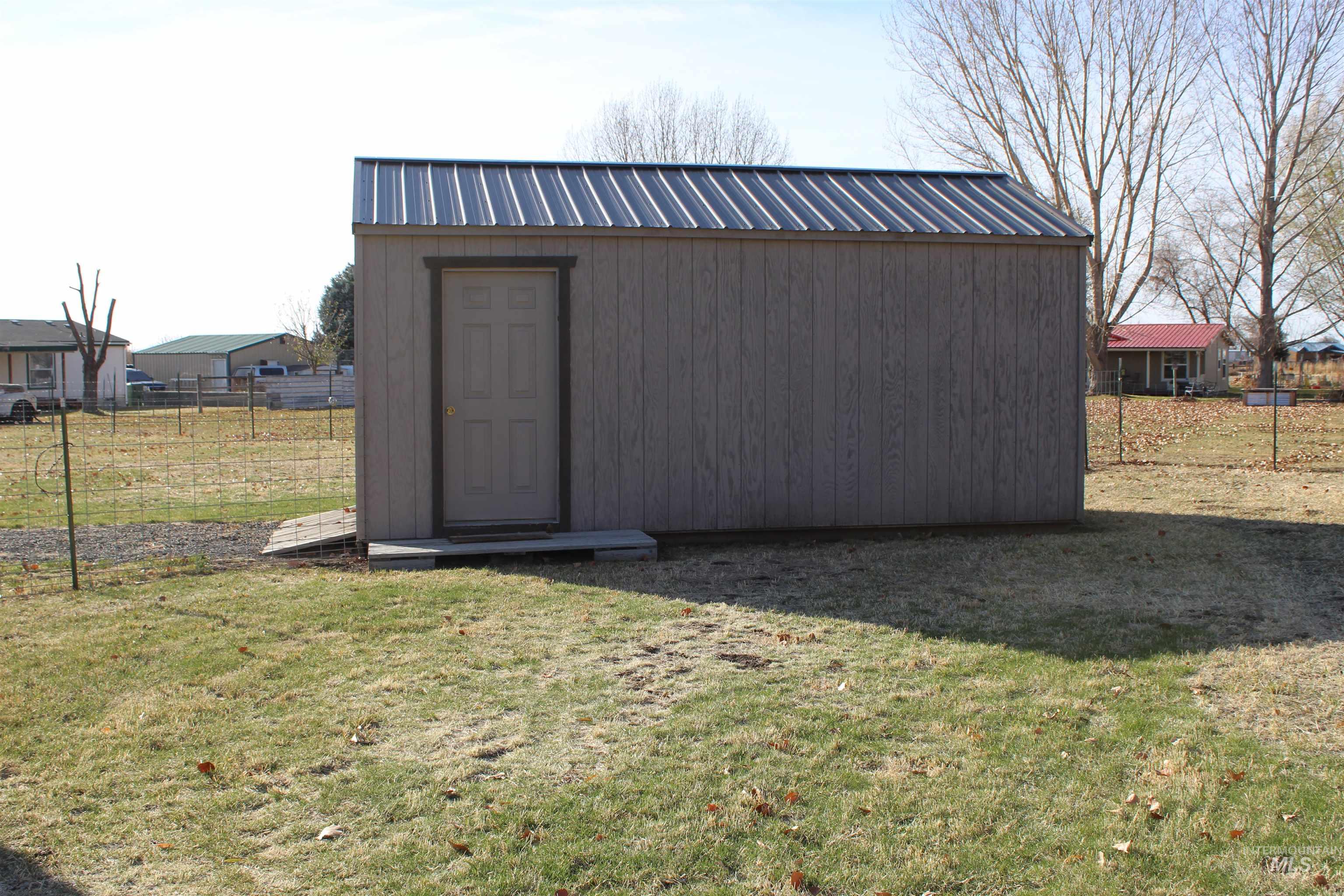 1303 Florence Dr Property Photo 25