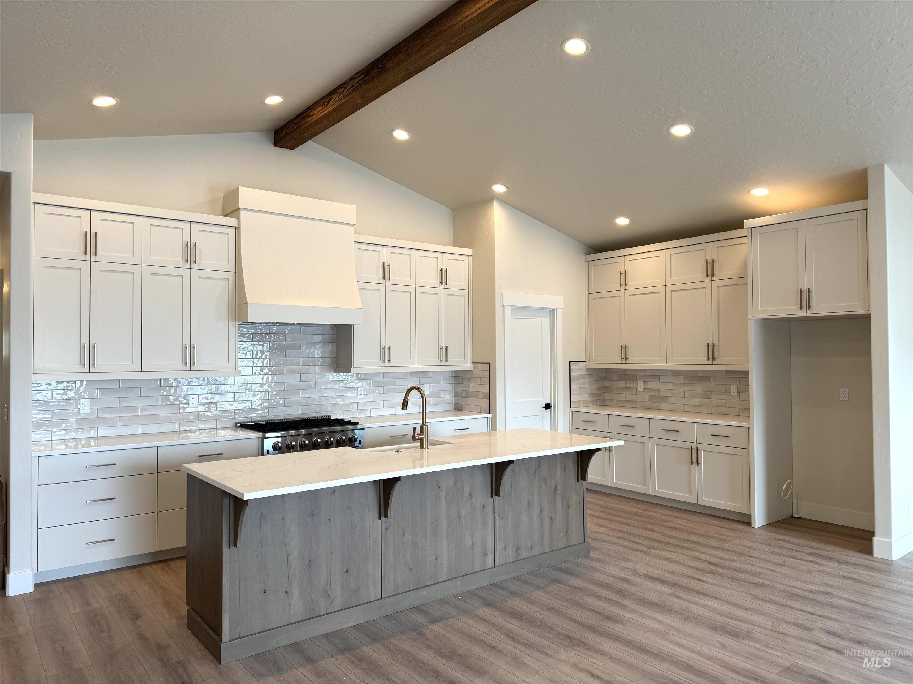 204 Pronghorn Property Photo 4