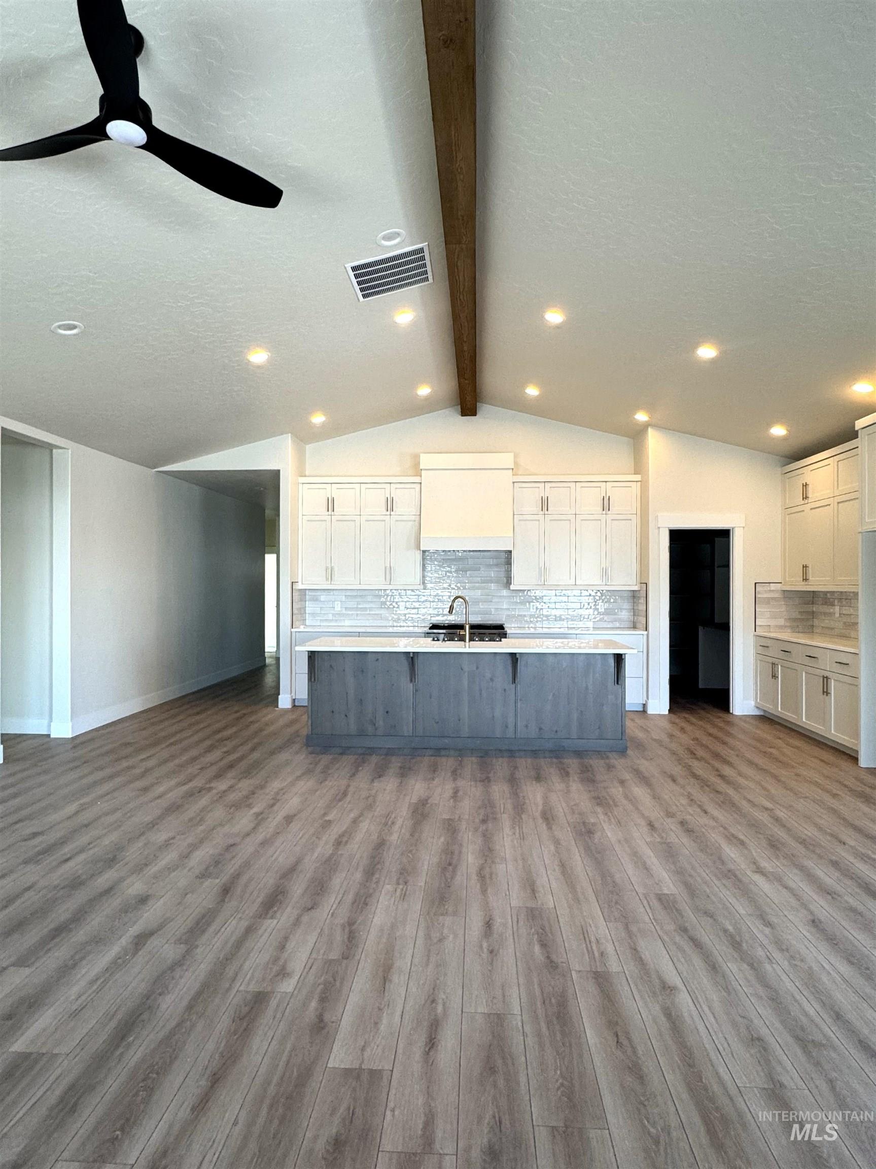 204 Pronghorn Property Photo 11