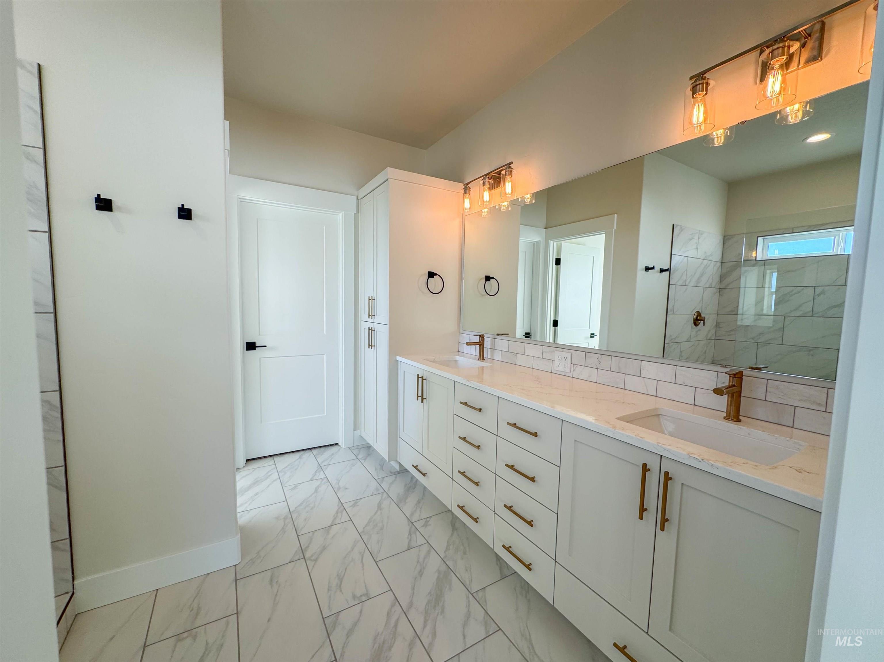 204 Pronghorn Property Photo 15