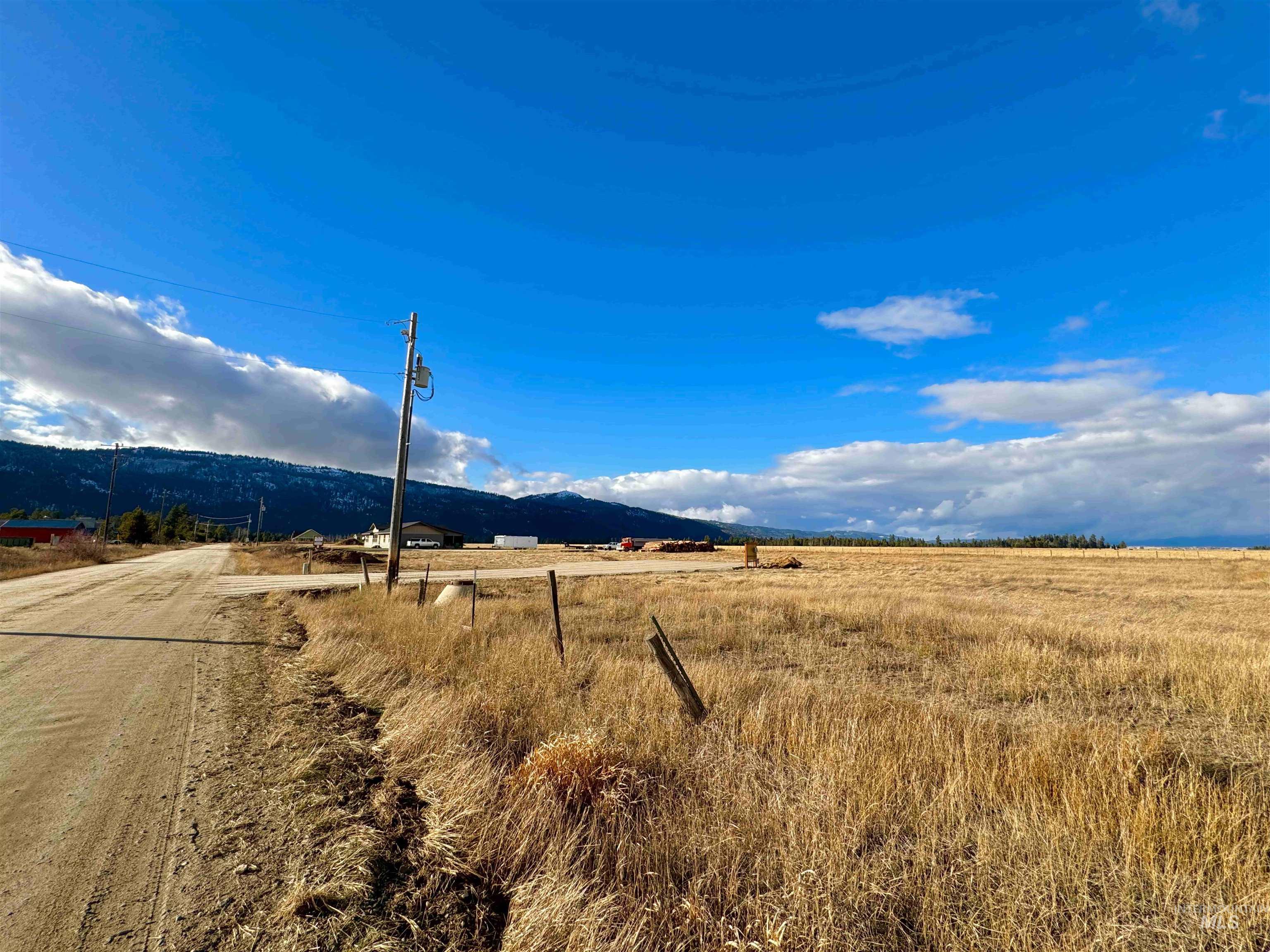 1798 Schultz Lane Property Photo 3