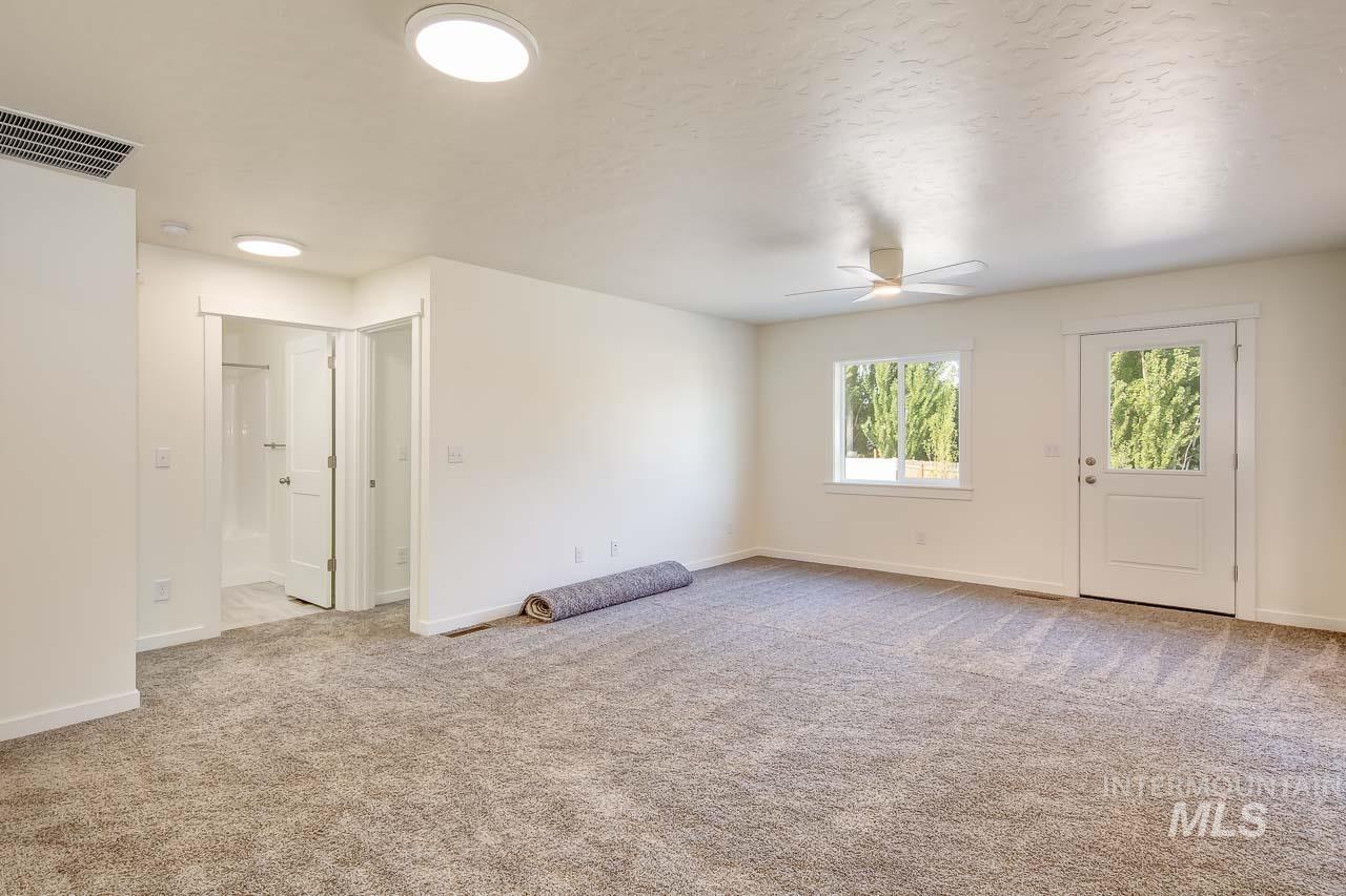 1641 Regency Way Property Photo 2