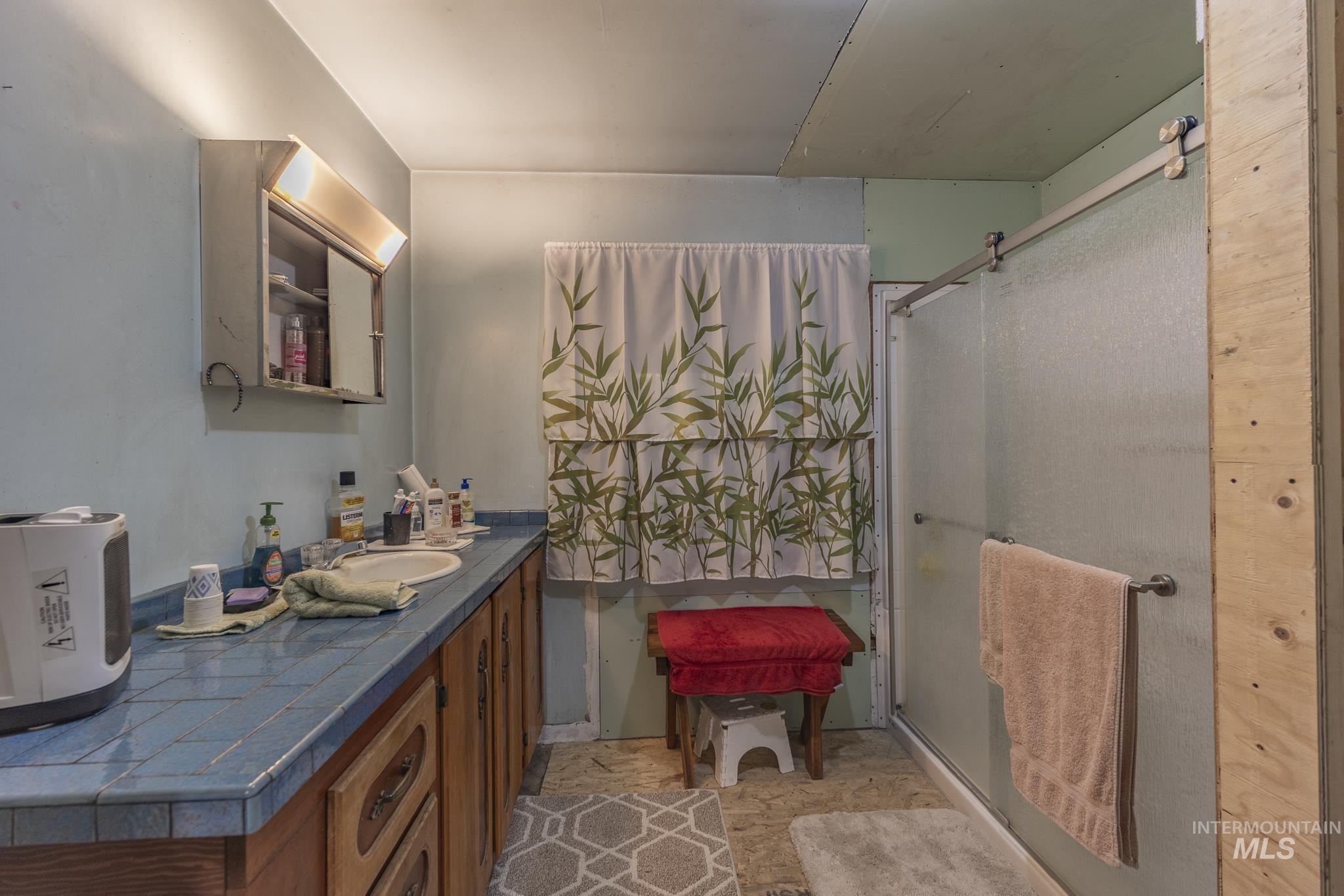 702 N D Street Property Photo 16