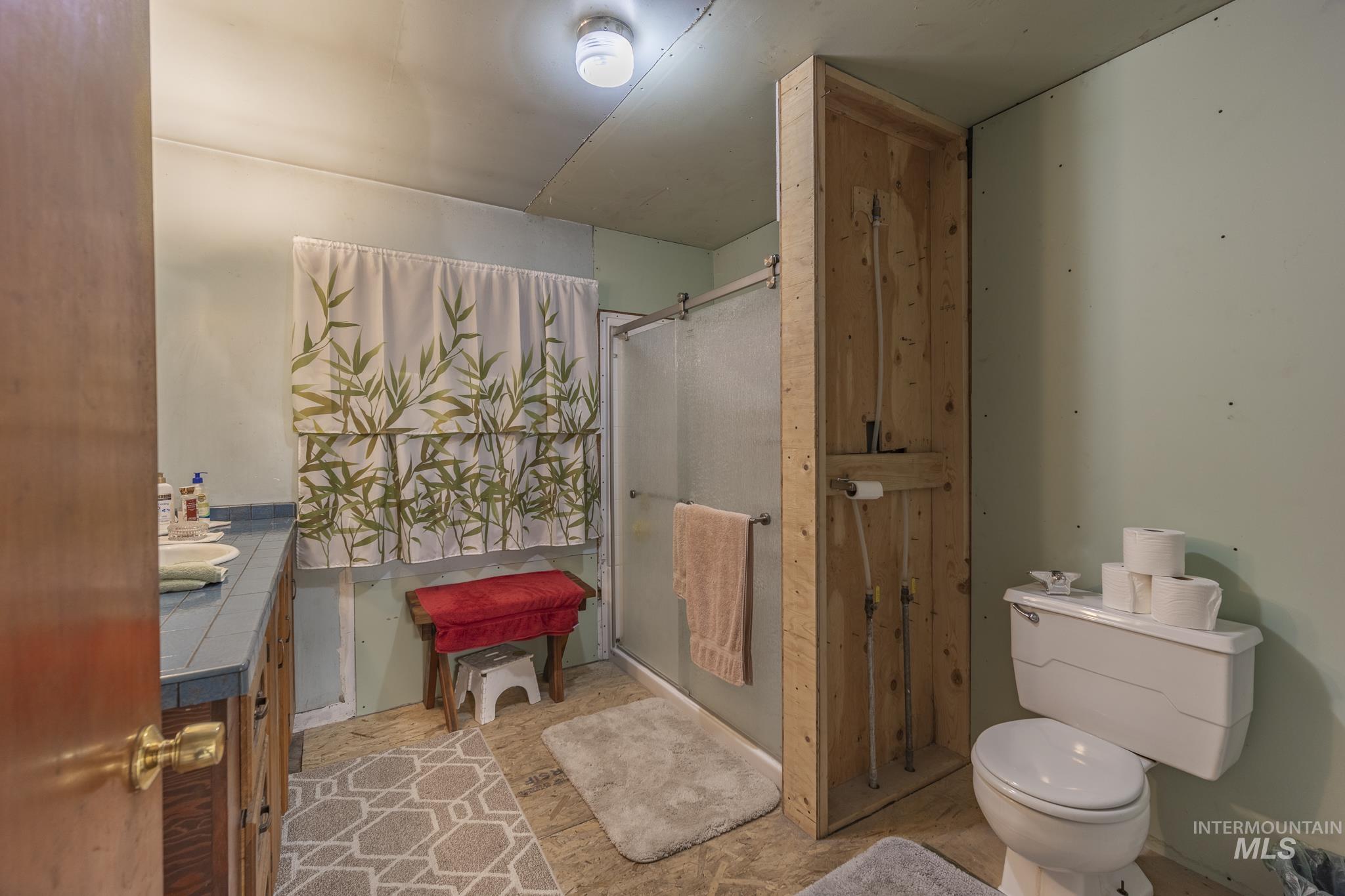 702 N D Street Property Photo 17