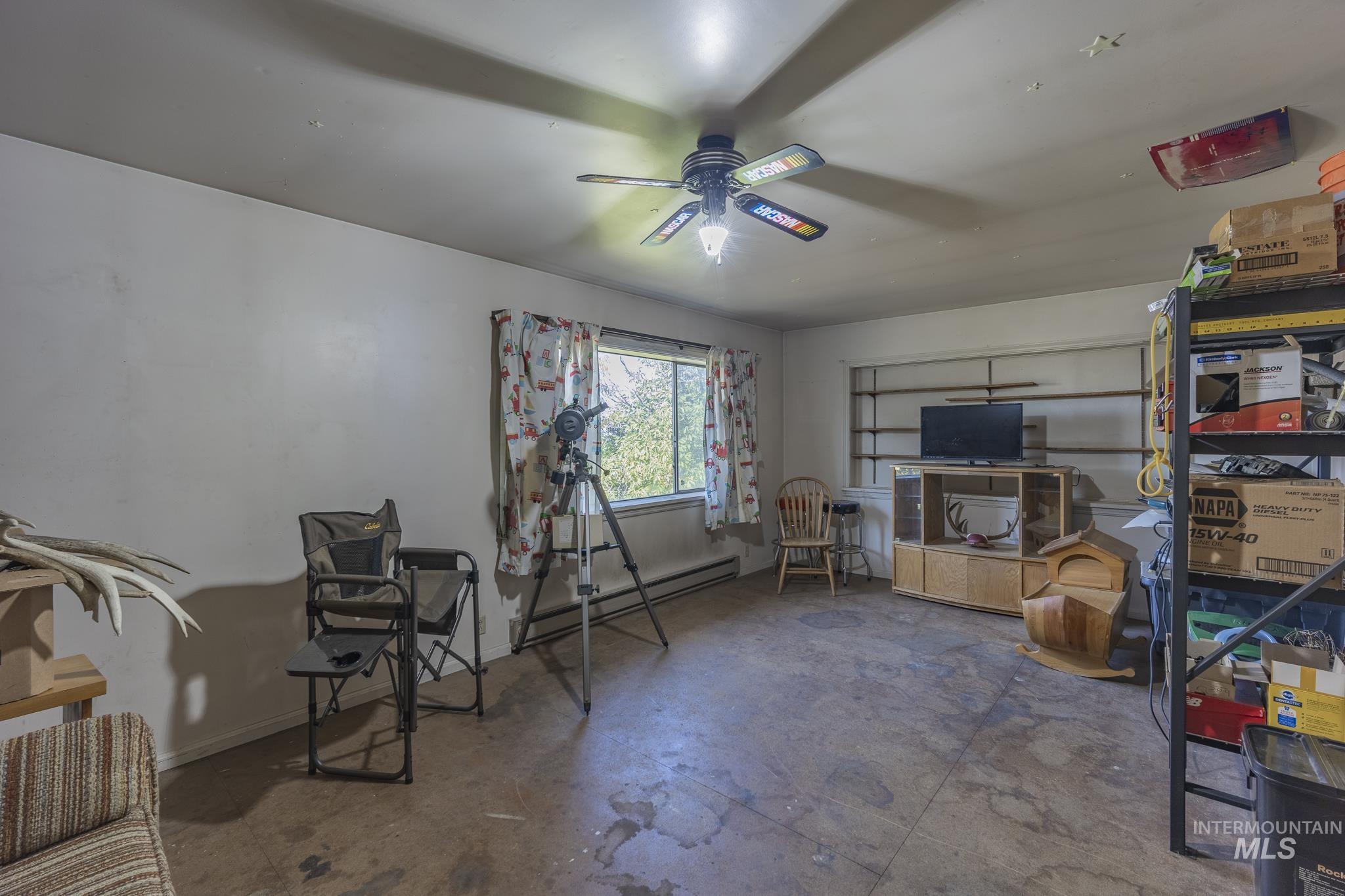 702 N D Street Property Photo 23