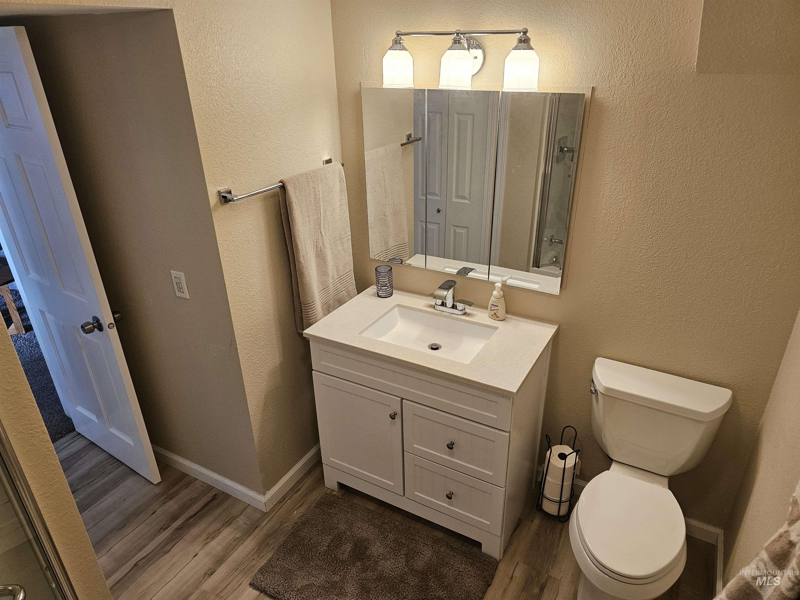 716 Hughes Drive Property Photo 27