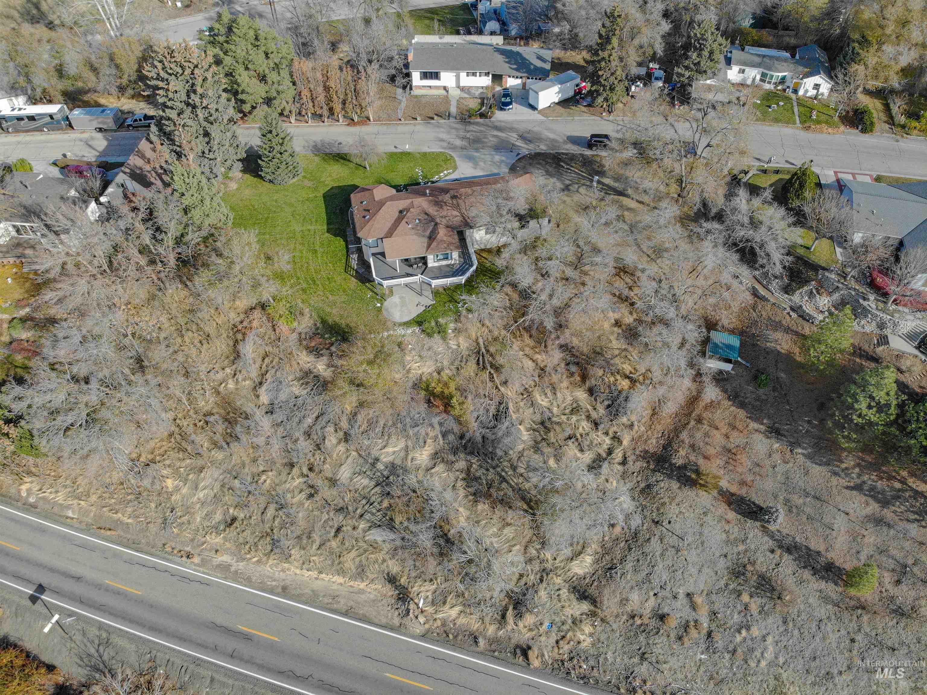 716 Hughes Drive Property Photo 33