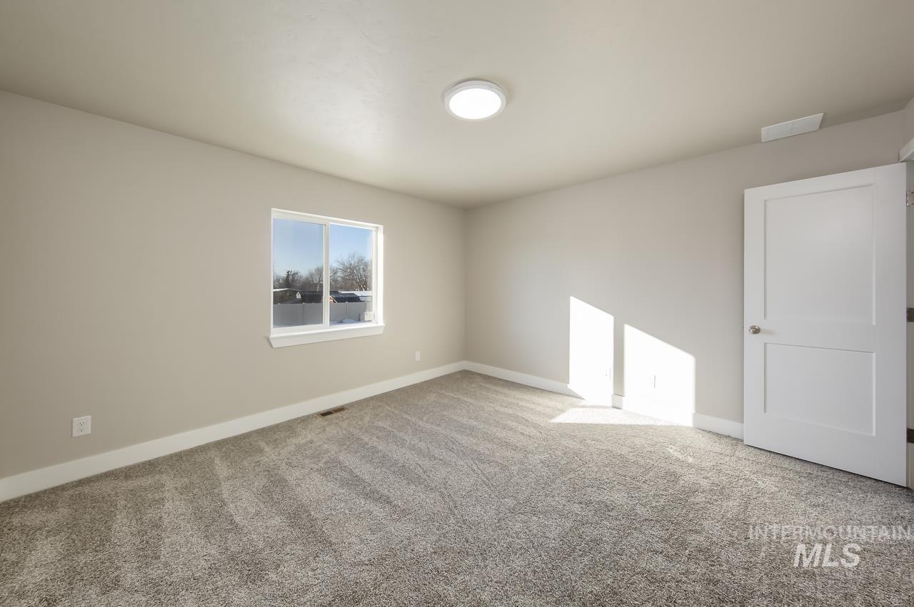 1671 Regency Way Property Photo 12