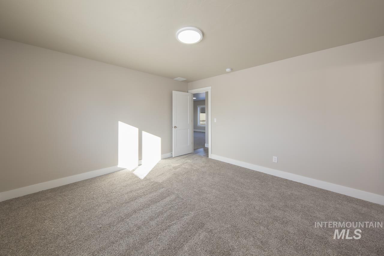 1671 Regency Way Property Photo 13