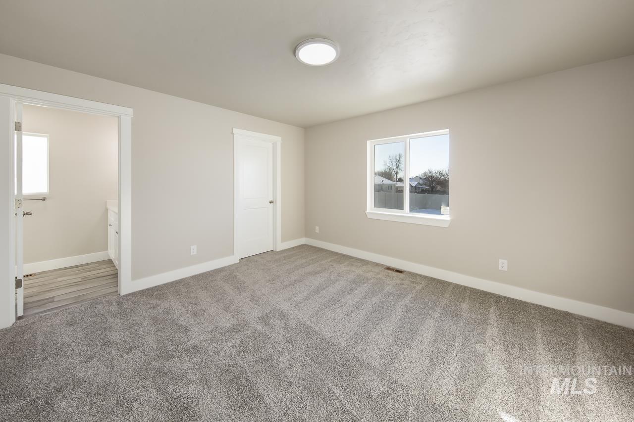 1671 Regency Way Property Photo 14